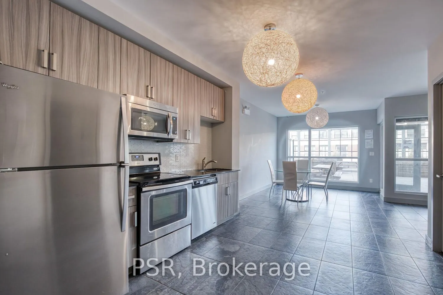 1 Victoria Street S, #1205