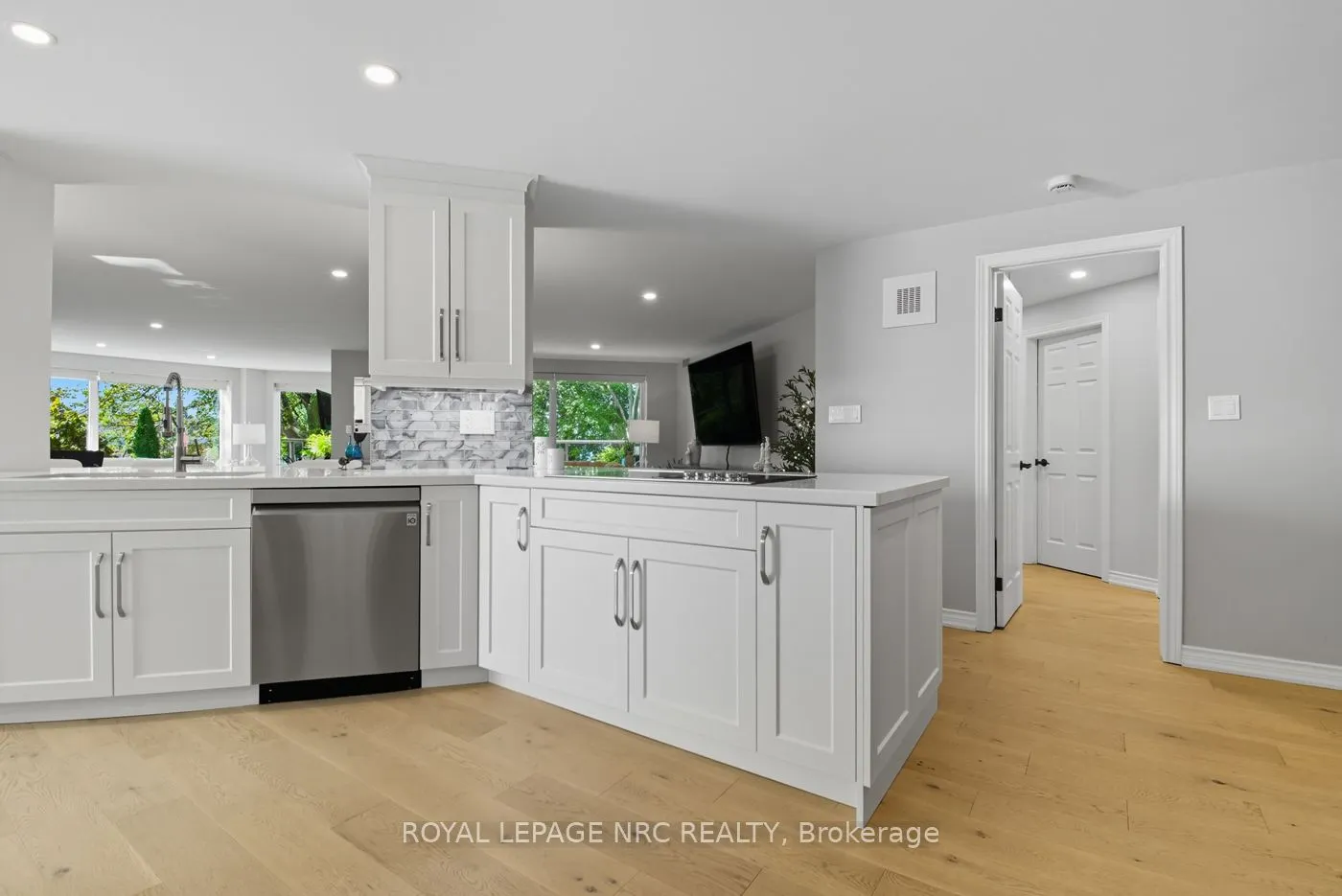 701 Geneva Street, #2206