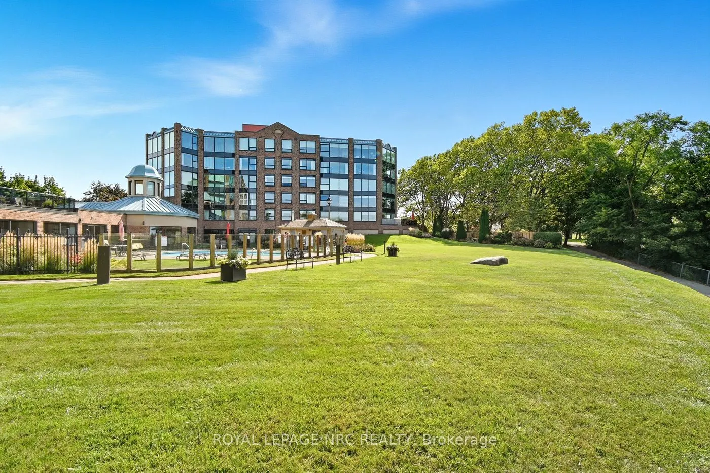 701 Geneva Street, #2206