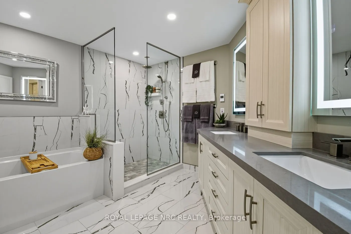 701 Geneva Street, #2206