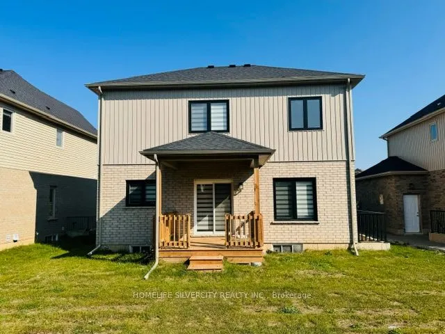 27 Autumn Avenue S