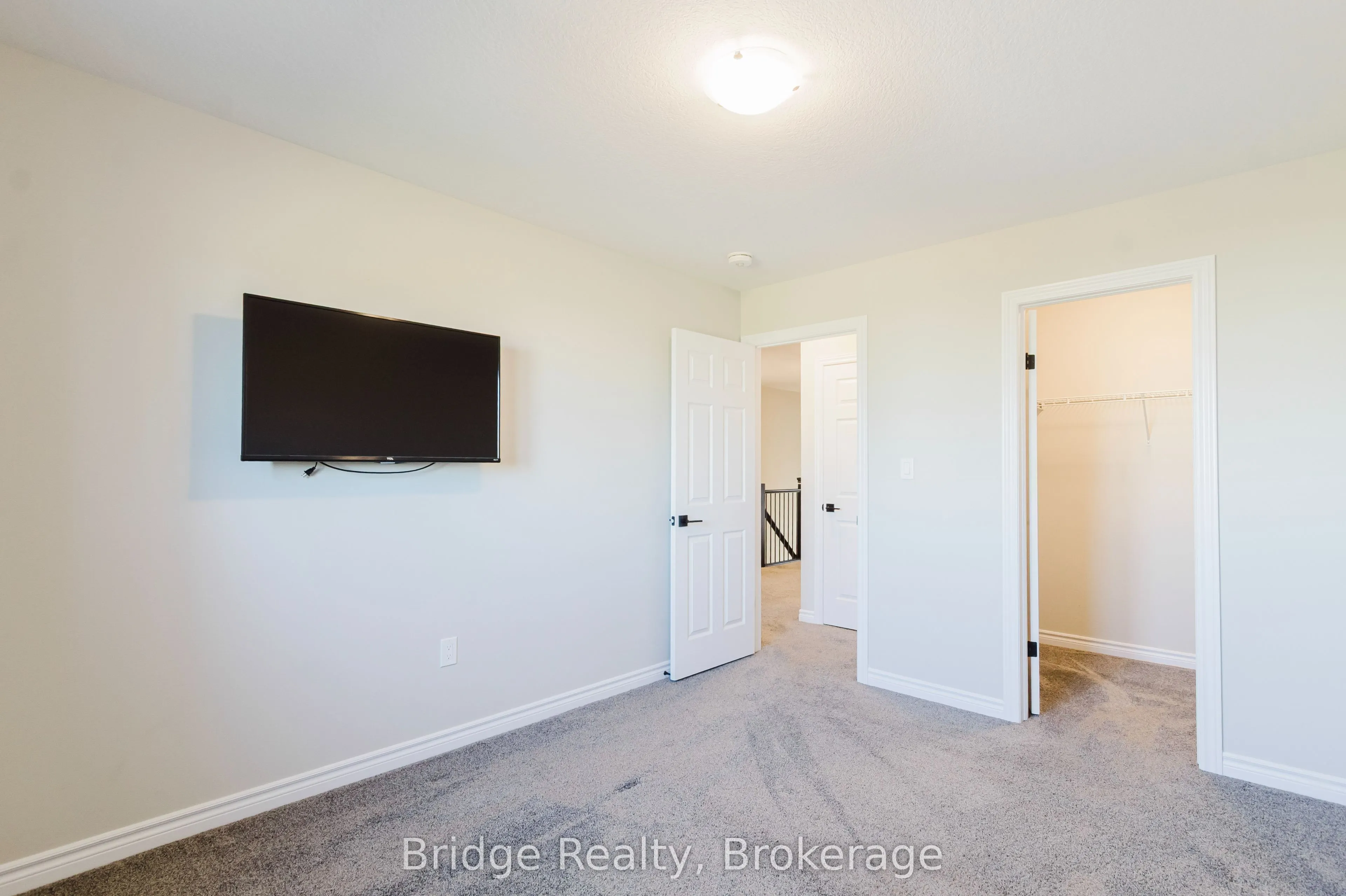 1637 Dunkirk Avenue