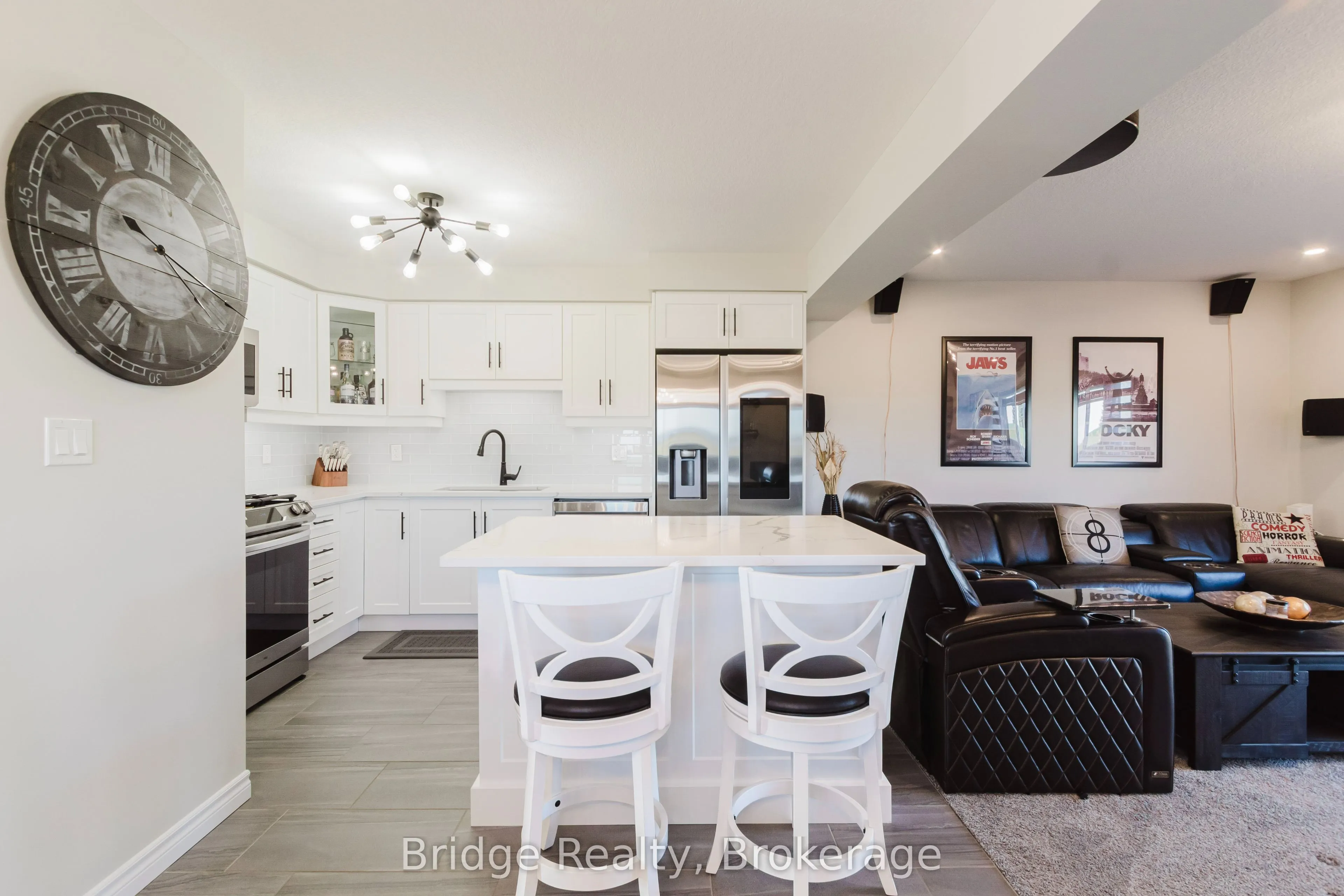 1637 Dunkirk Avenue