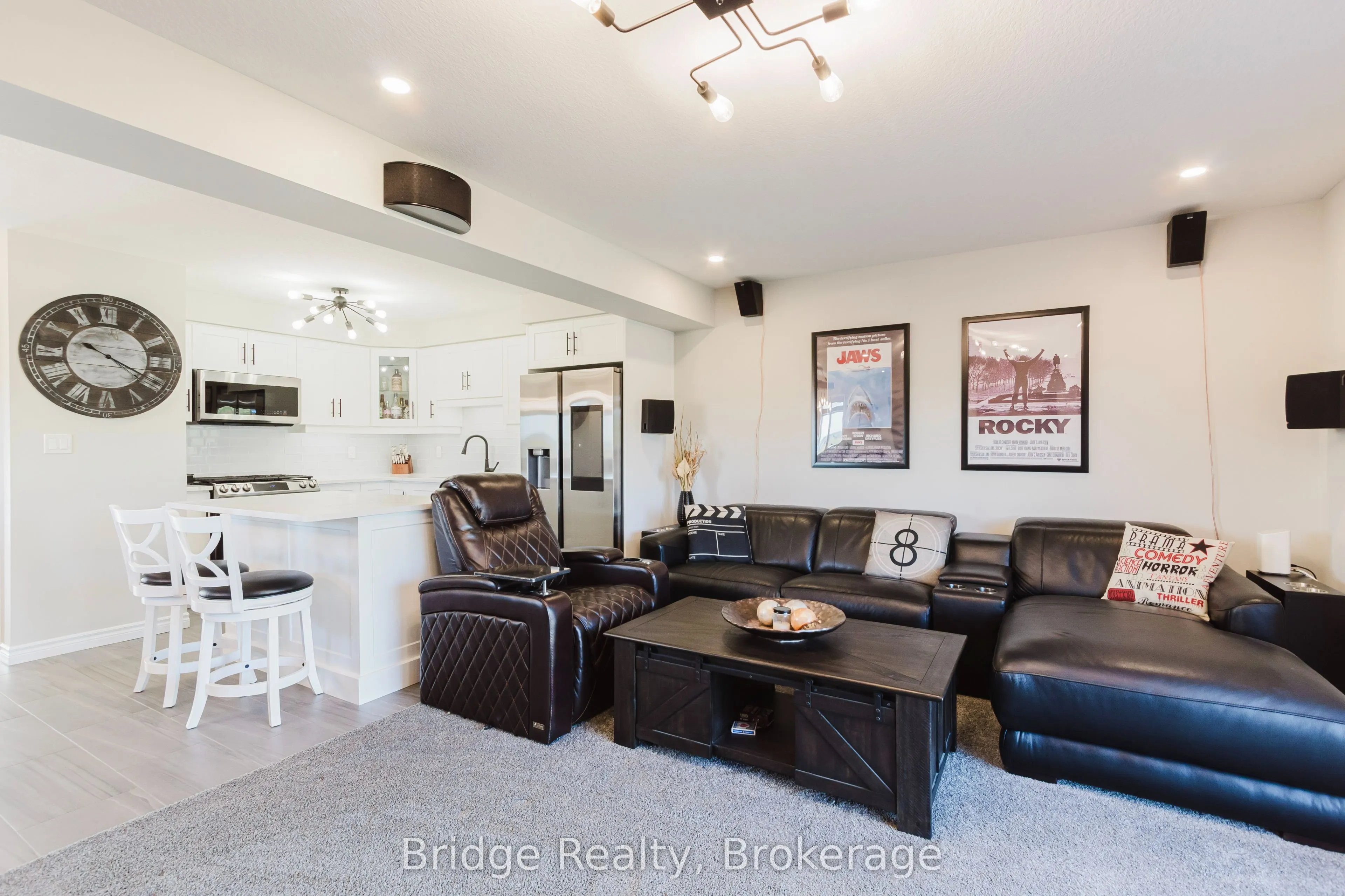1637 Dunkirk Avenue