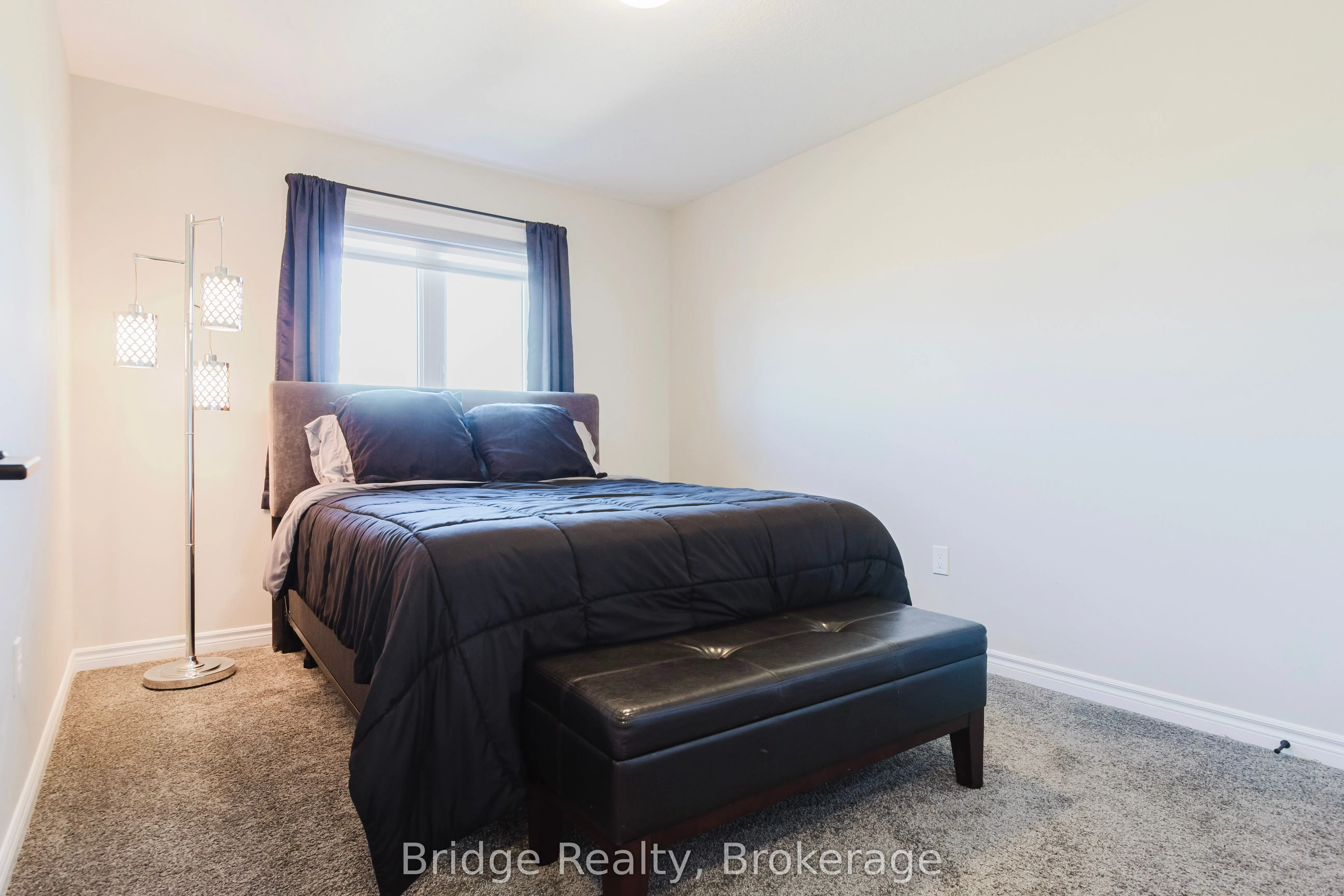 1637 Dunkirk Avenue