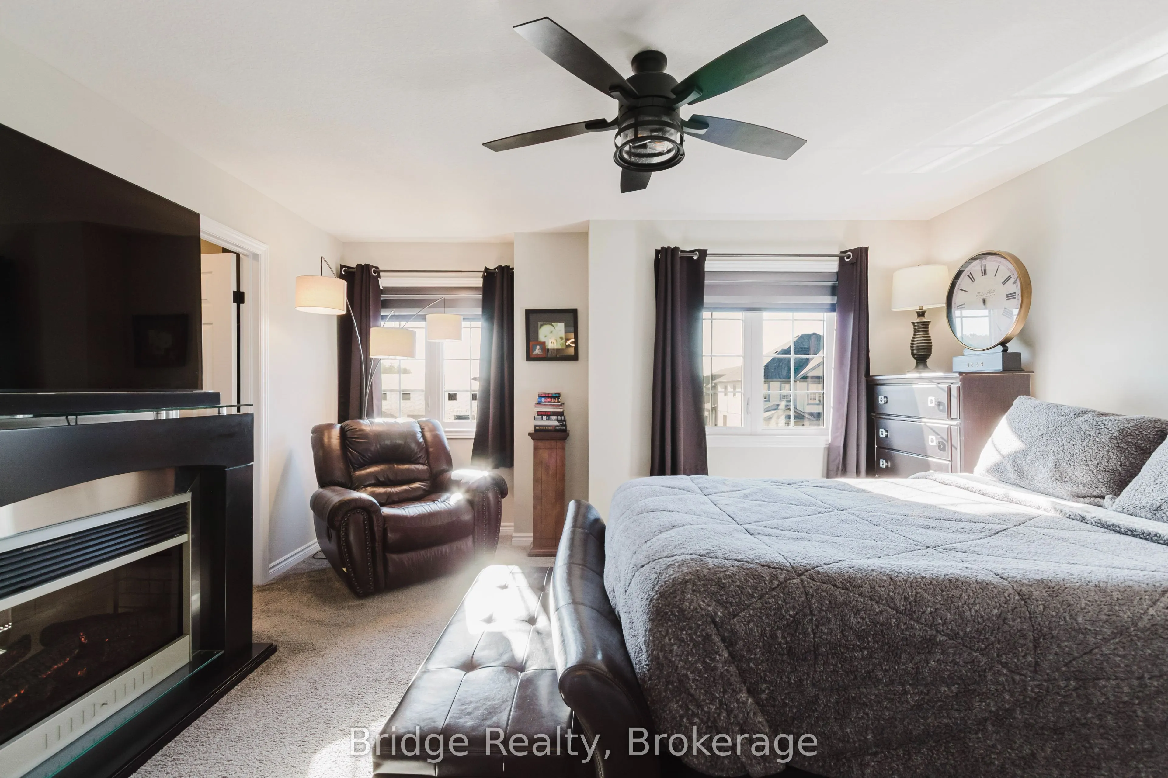 1637 Dunkirk Avenue