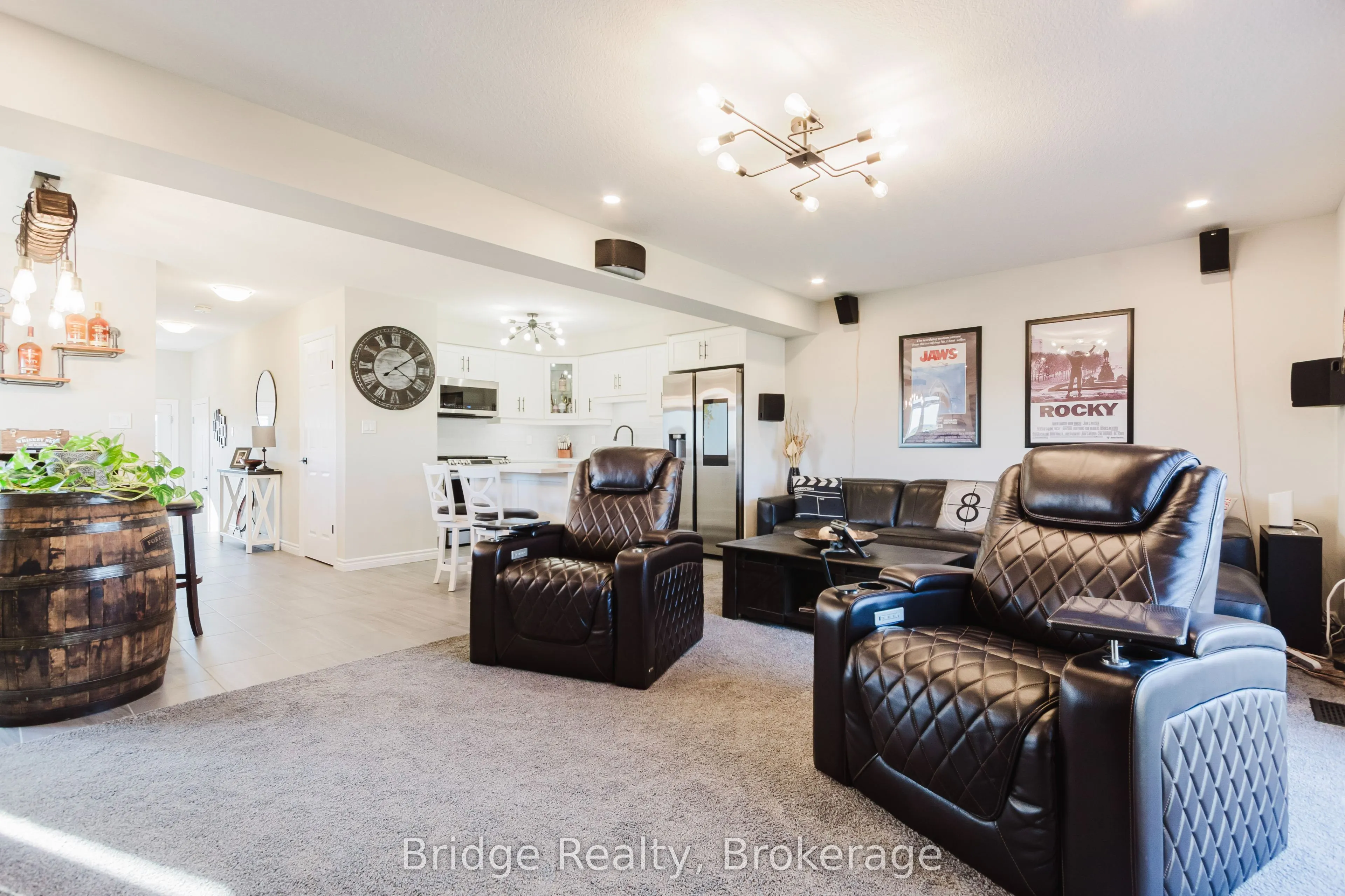 1637 Dunkirk Avenue