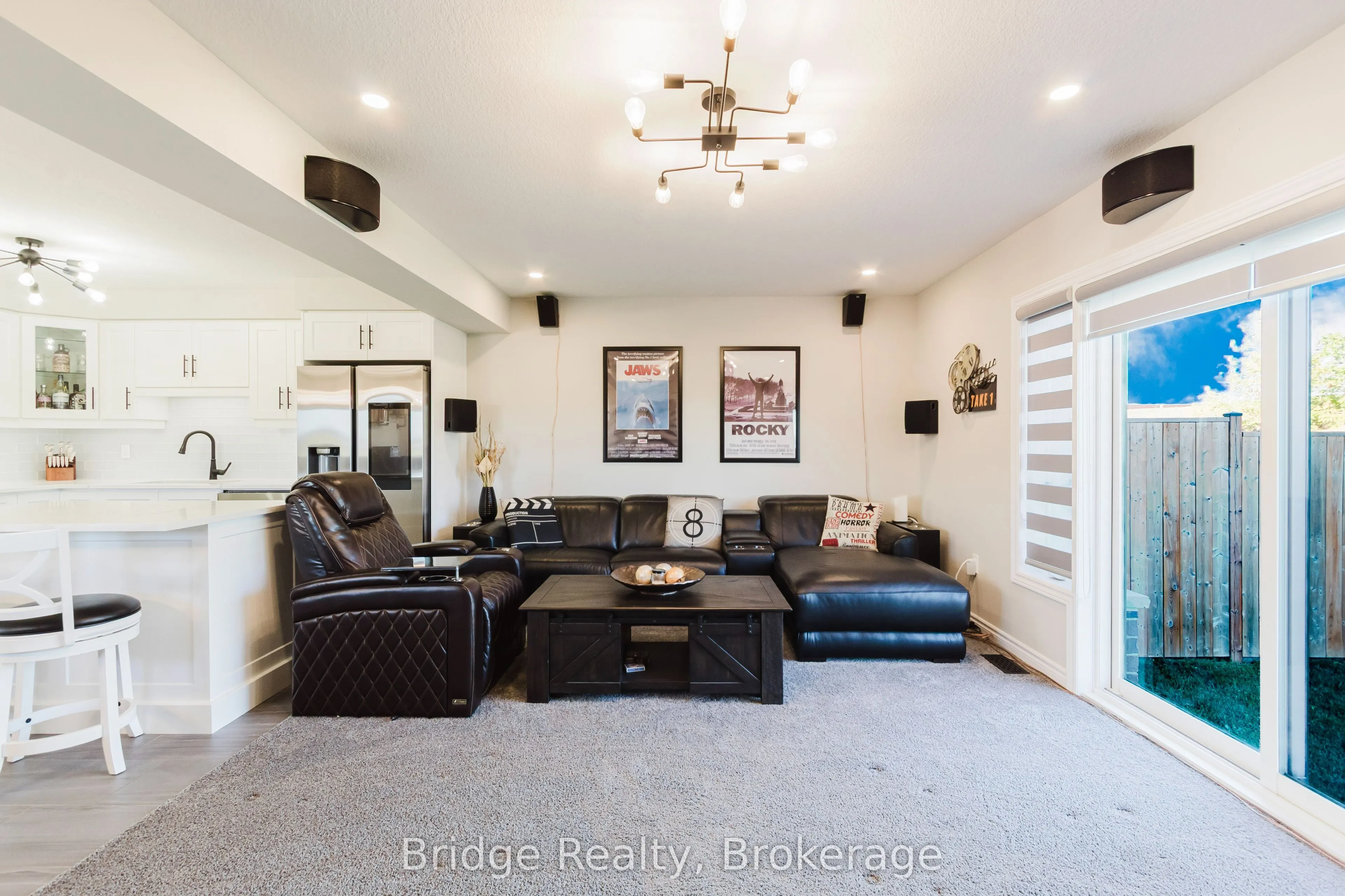 1637 Dunkirk Avenue