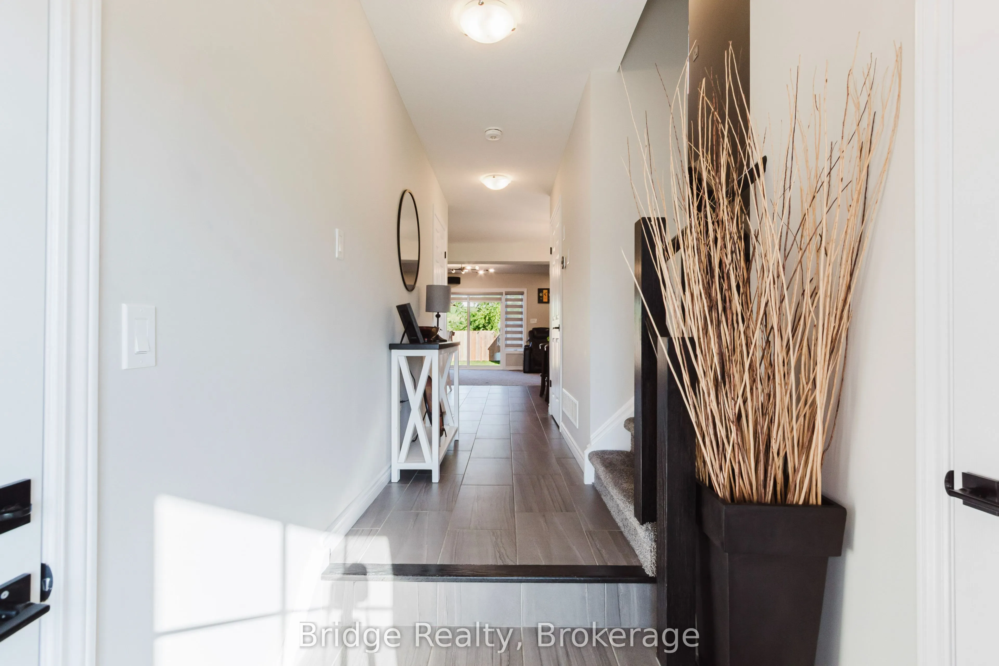 1637 Dunkirk Avenue