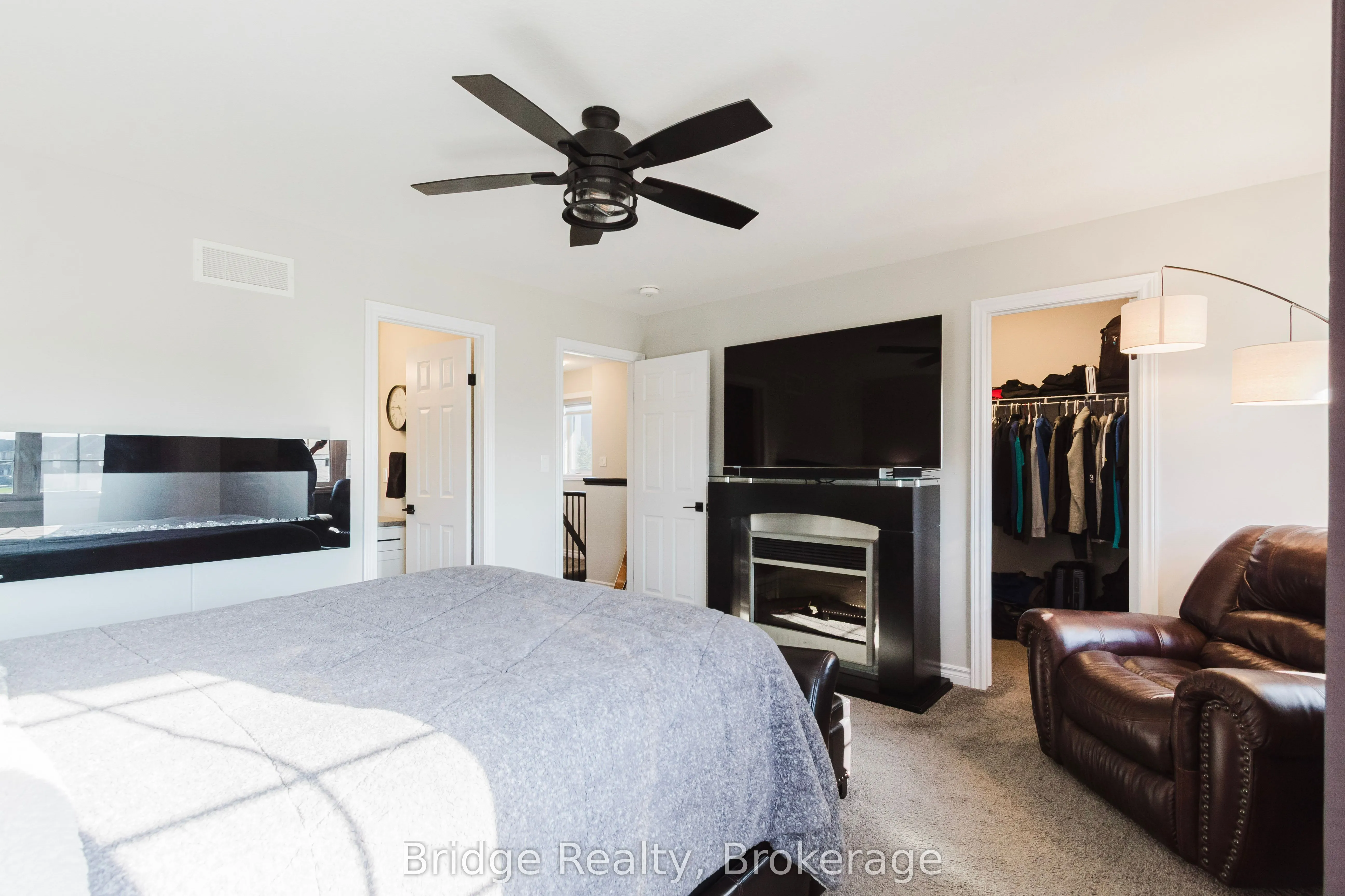 1637 Dunkirk Avenue
