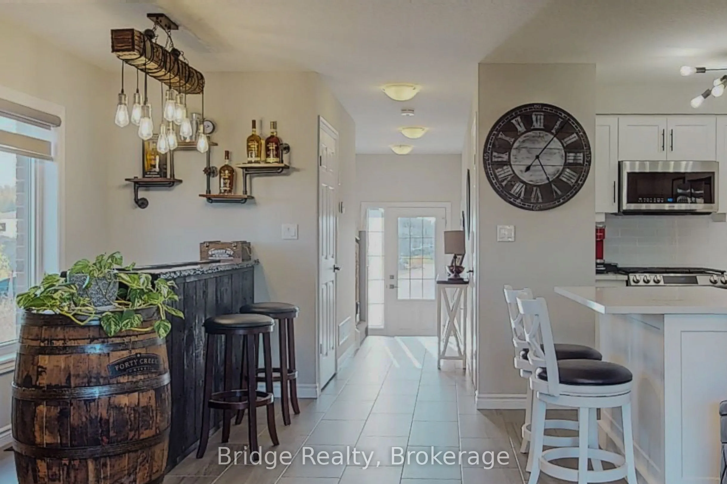 1637 Dunkirk Avenue
