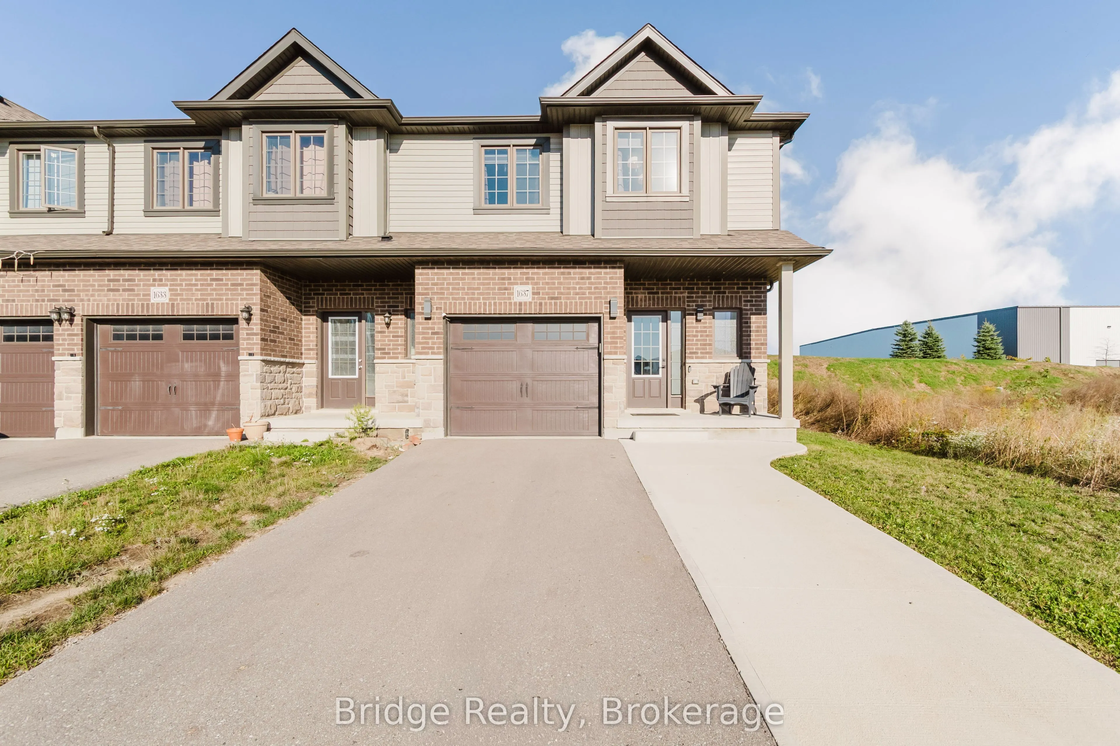 1637 Dunkirk Avenue