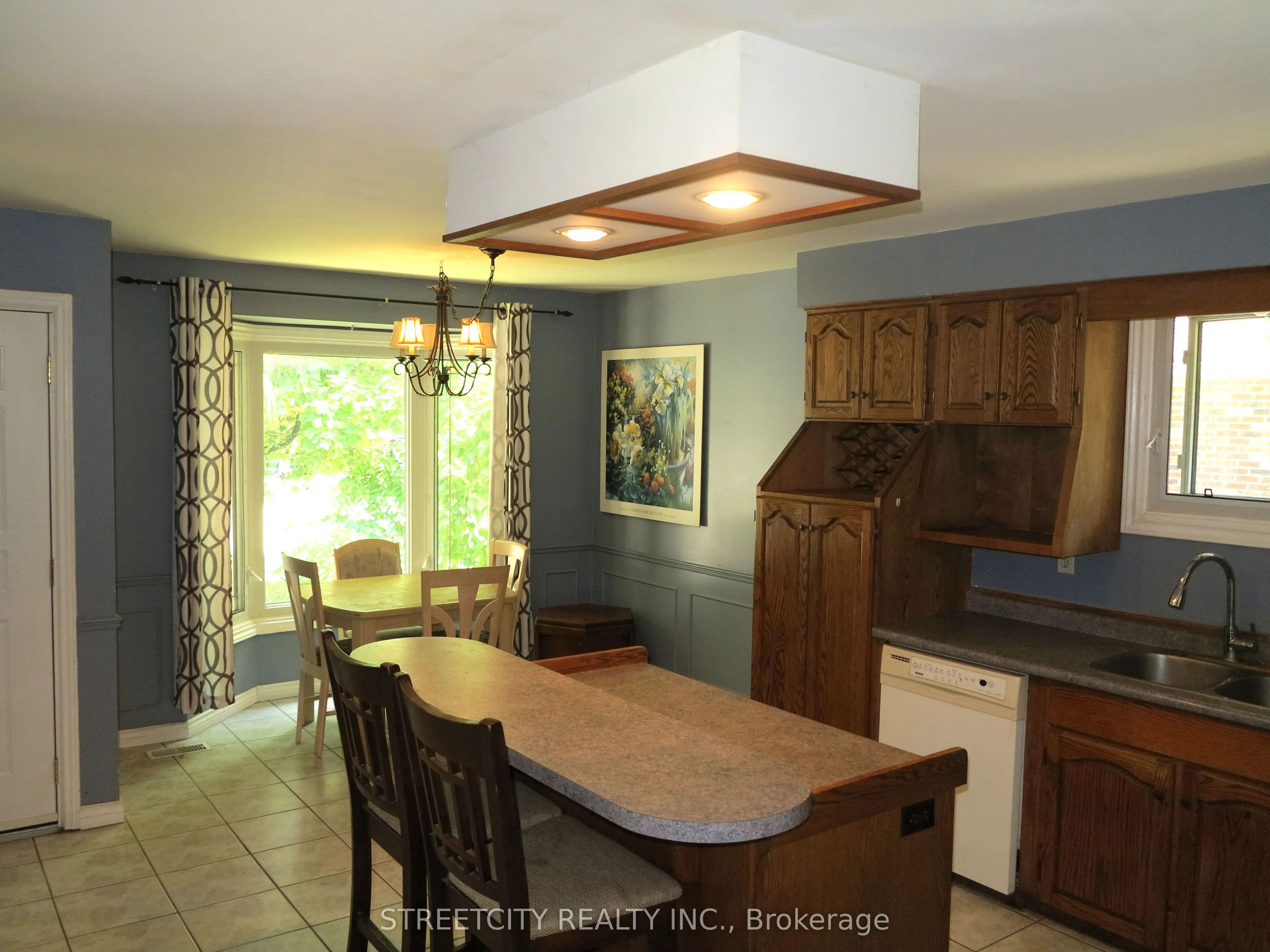 383 Castlegrove Close