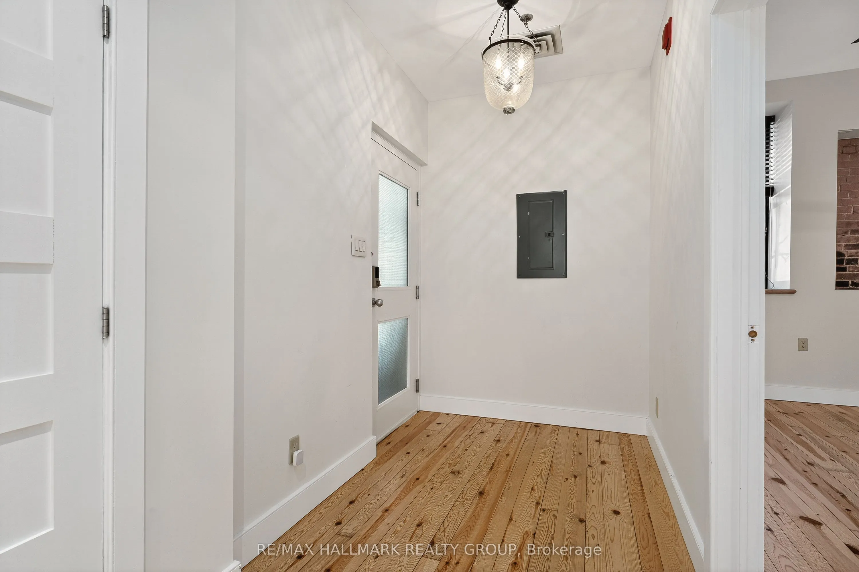 83 Little Bridge Street, #114