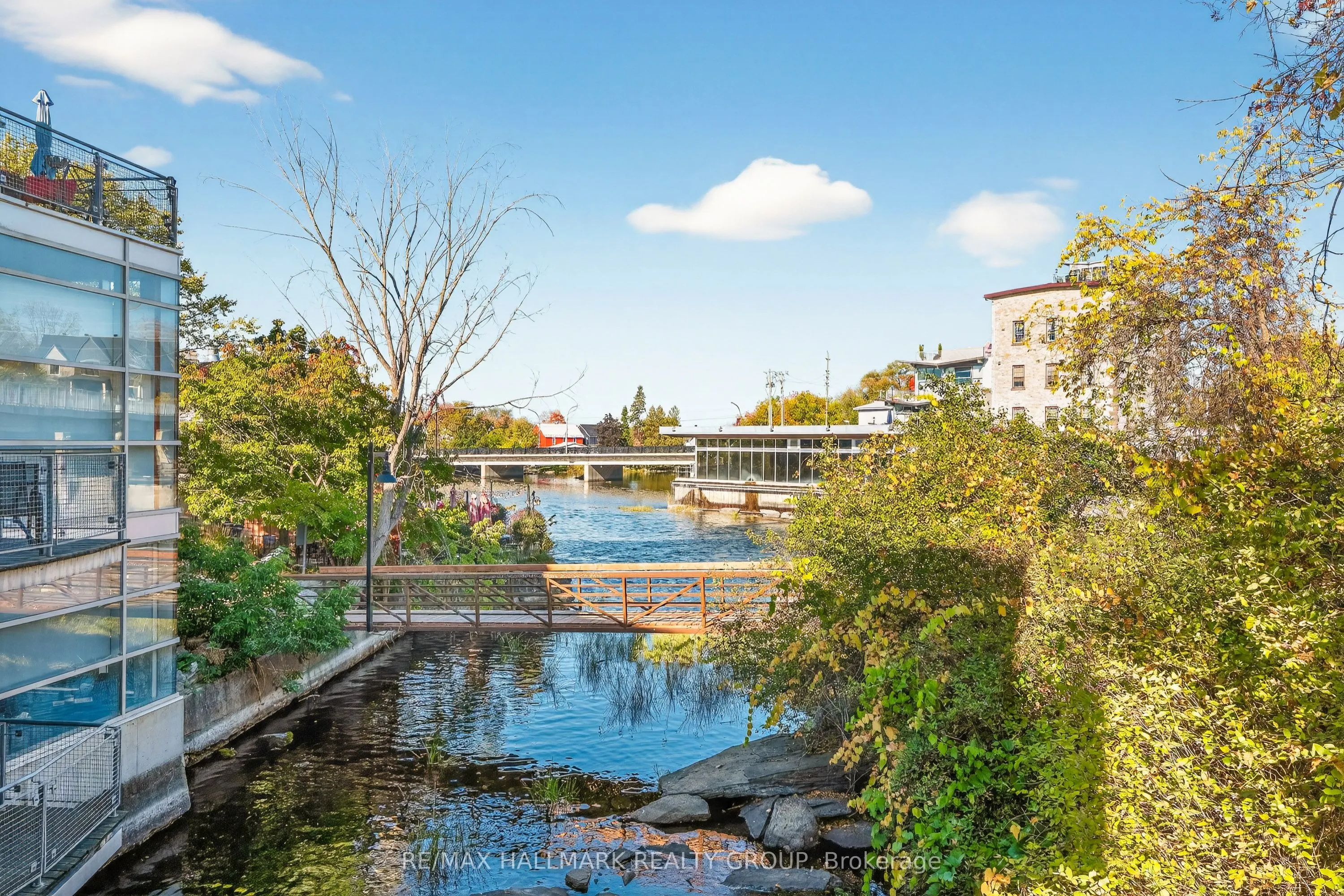83 Little Bridge Street, #114