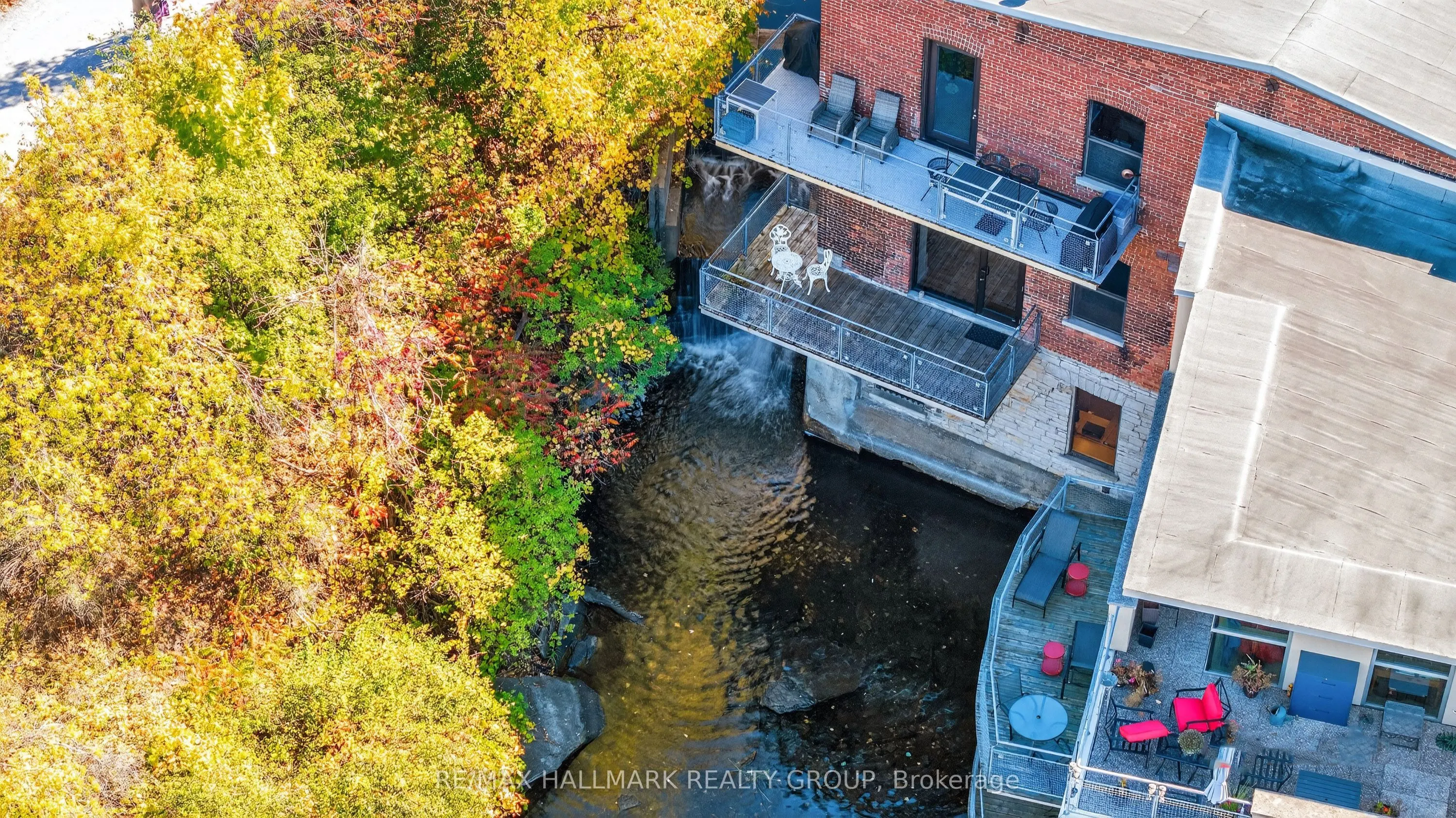 83 Little Bridge Street, #114