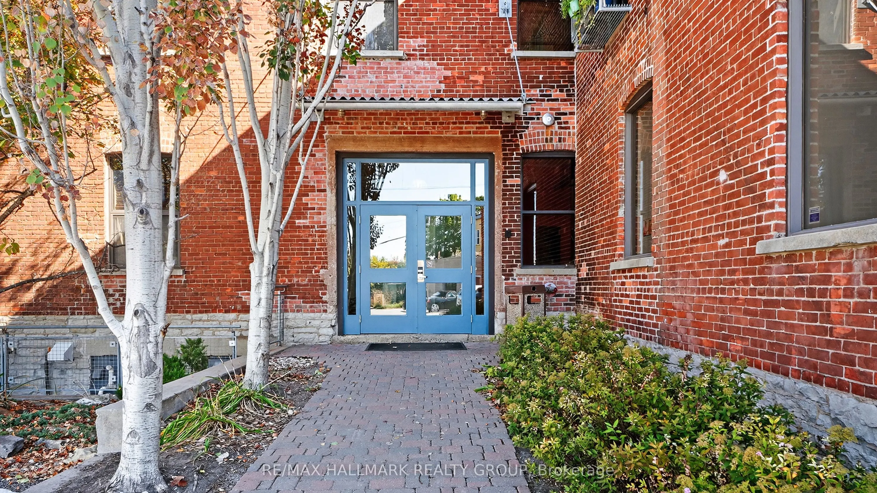83 Little Bridge Street, #114