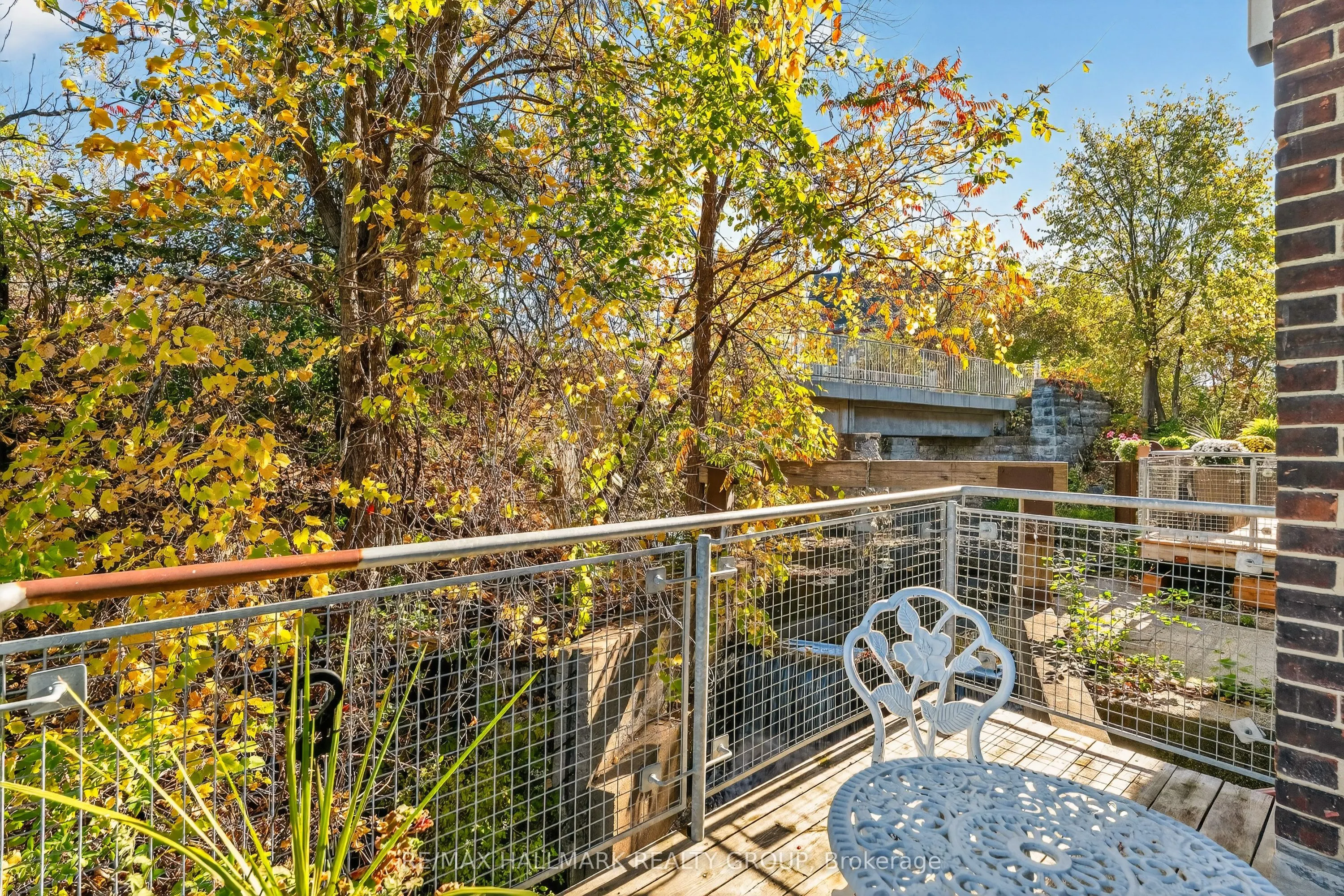 83 Little Bridge Street, #114