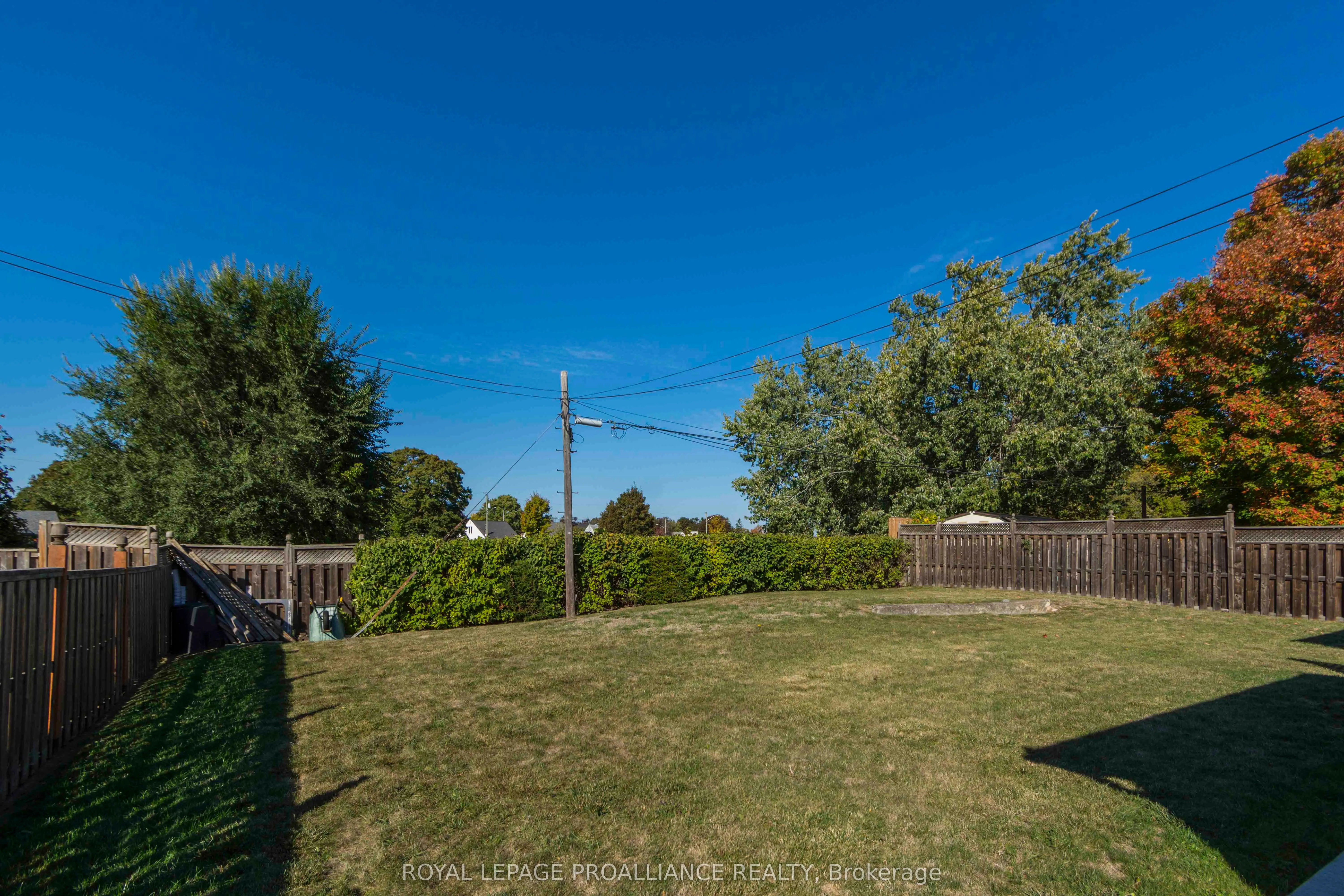 6 Kerr Crescent
