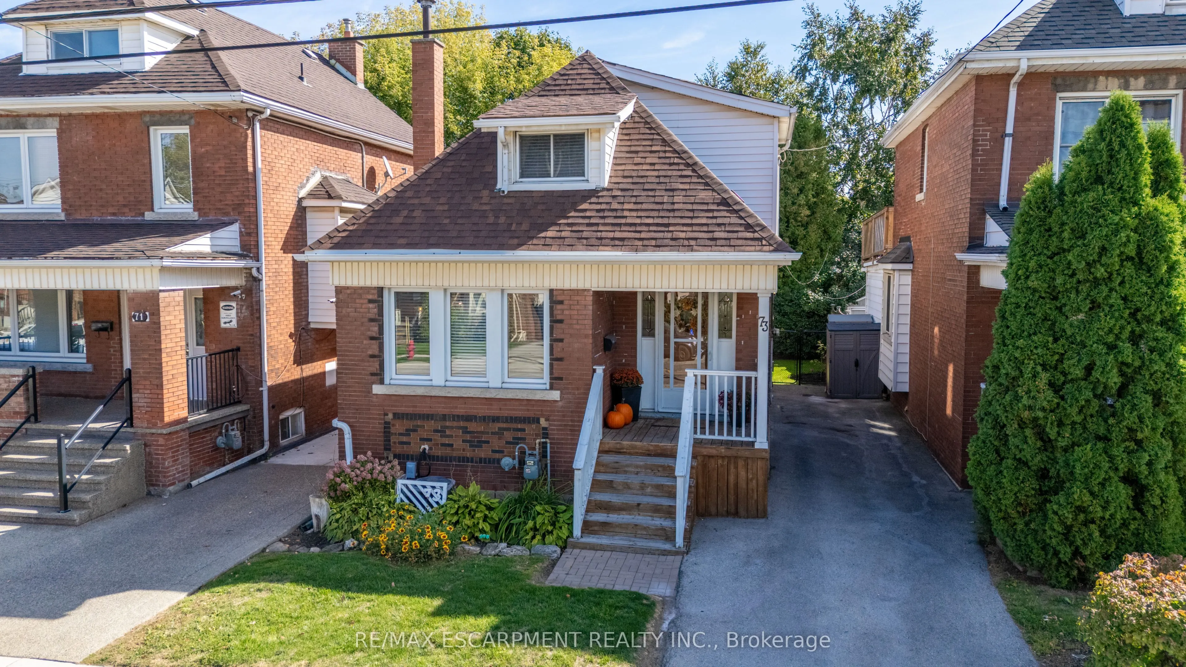 73 Kenilworth Avenue S