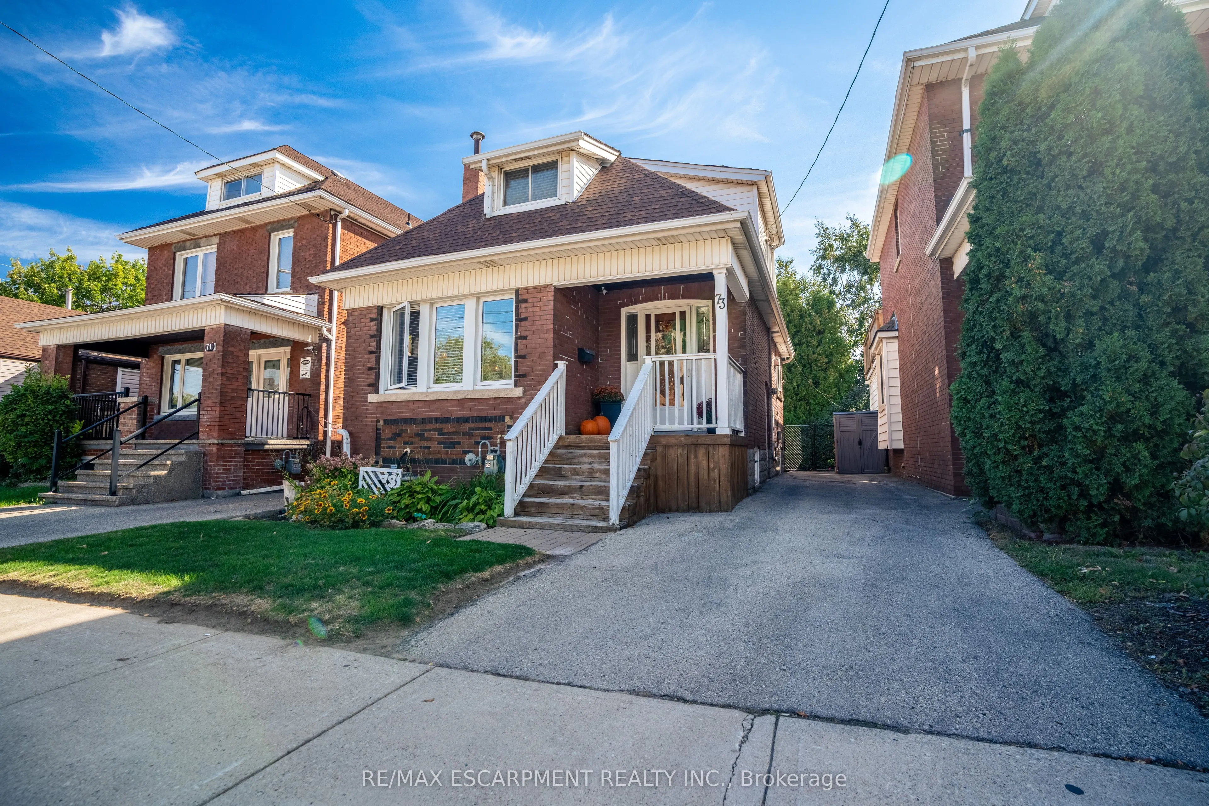 73 Kenilworth Avenue S