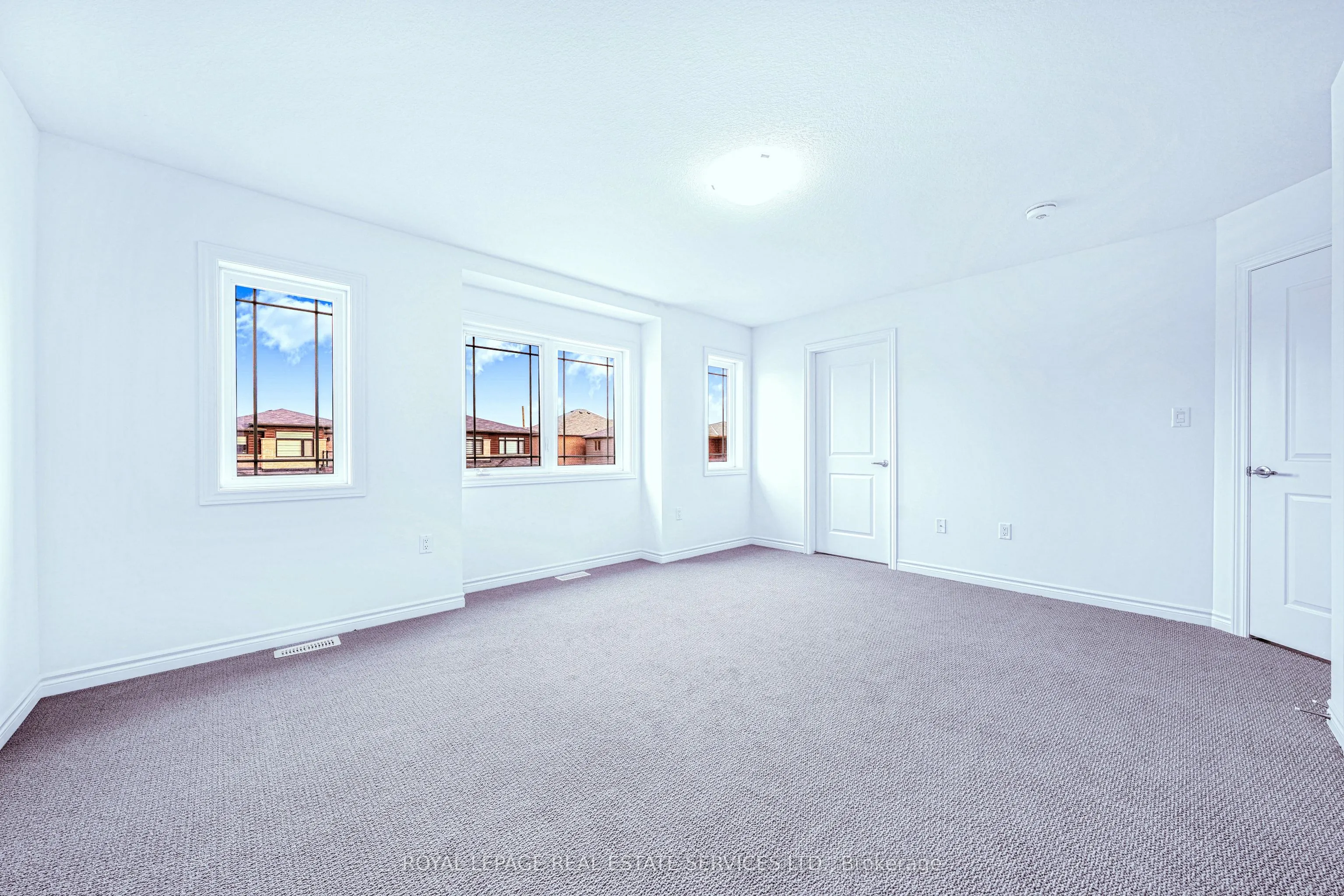 12 Elkington Lane