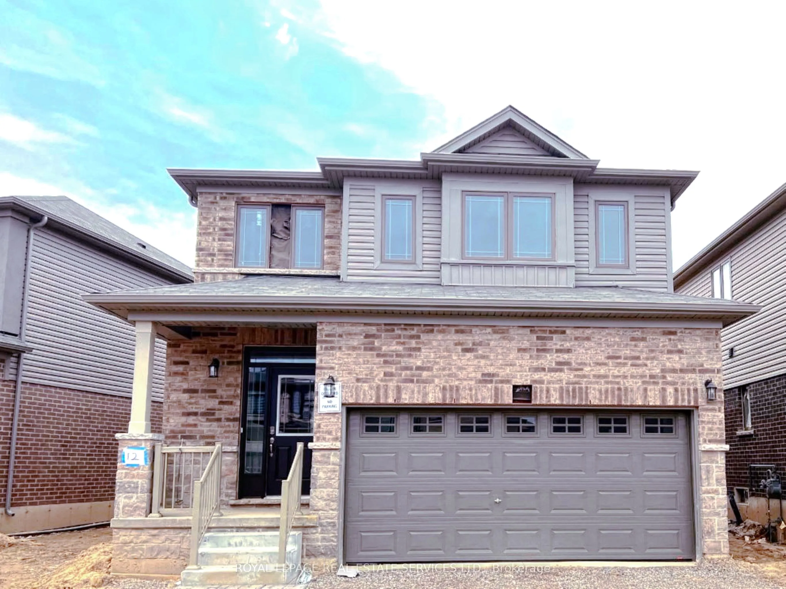 12 Elkington Lane