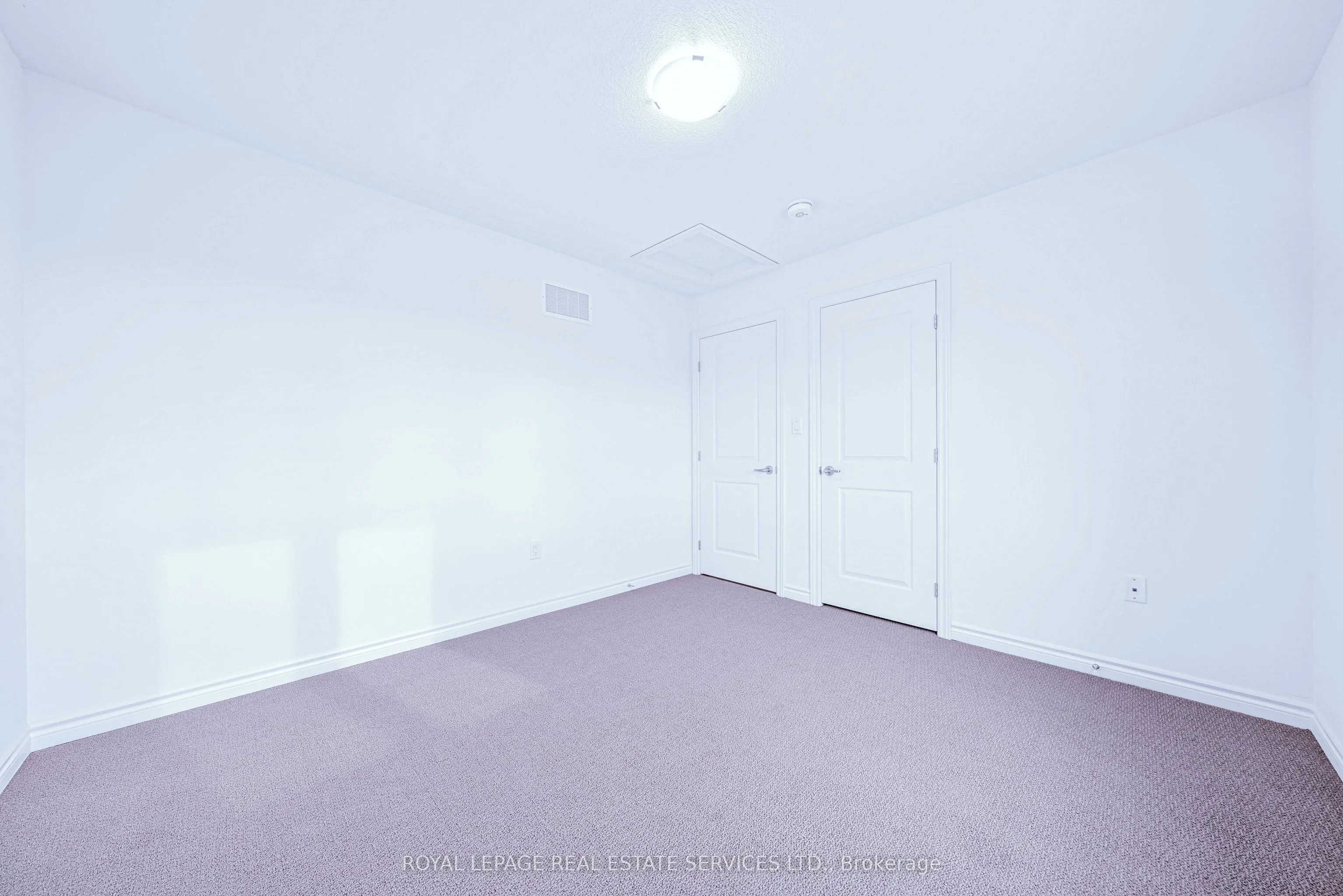 12 Elkington Lane