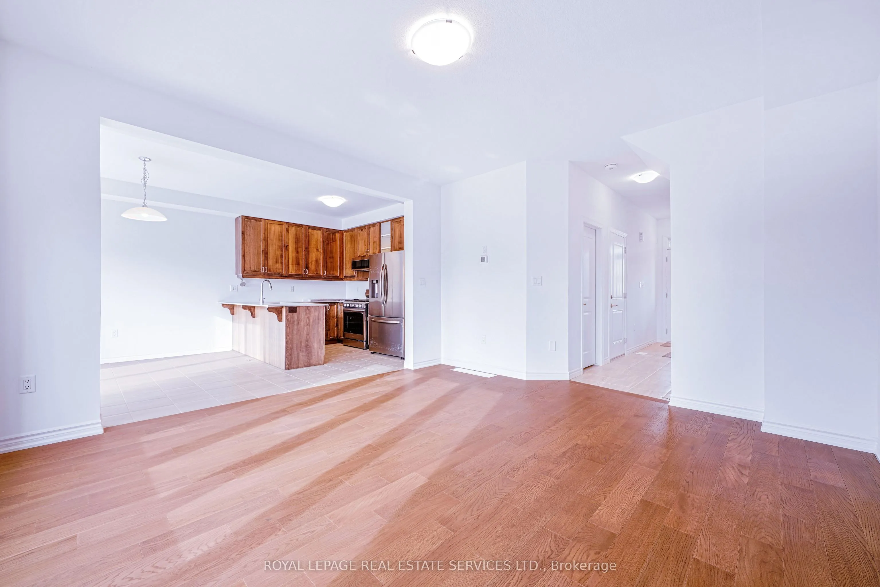 12 Elkington Lane