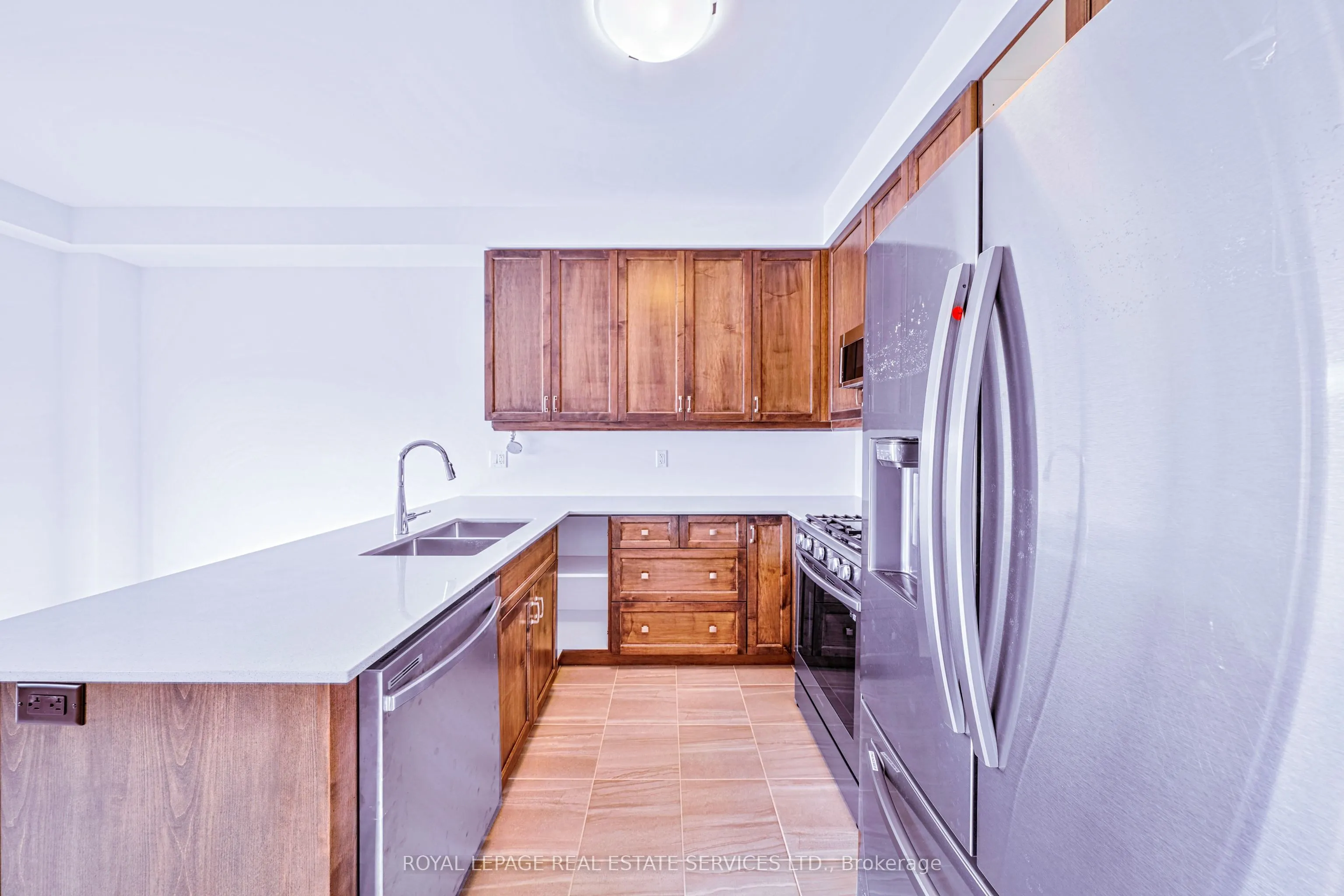 12 Elkington Lane