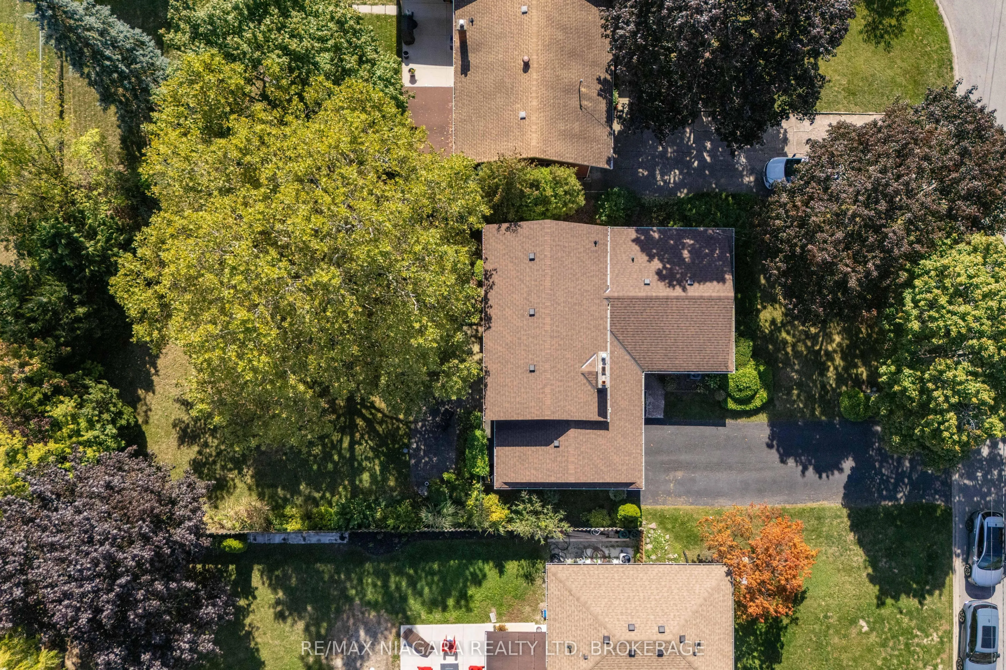 8 Jefferson Drive