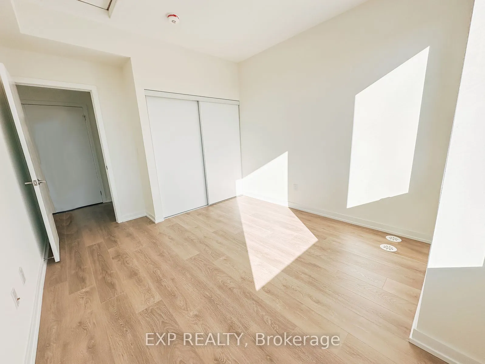 160 Densmore Road, #1504