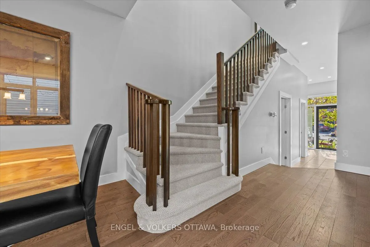 1003 Markwick Crescent