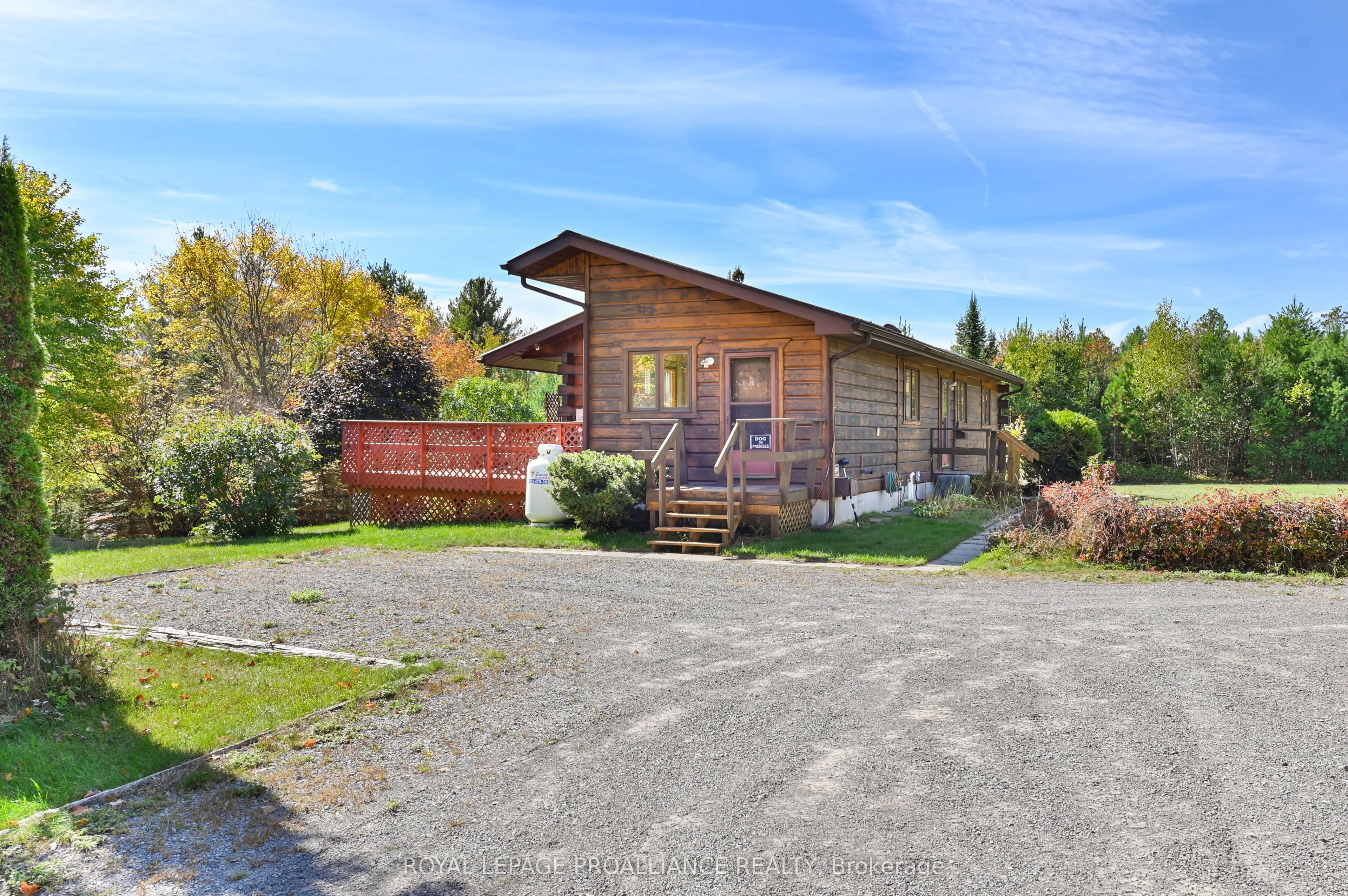 471 Elzevir Road