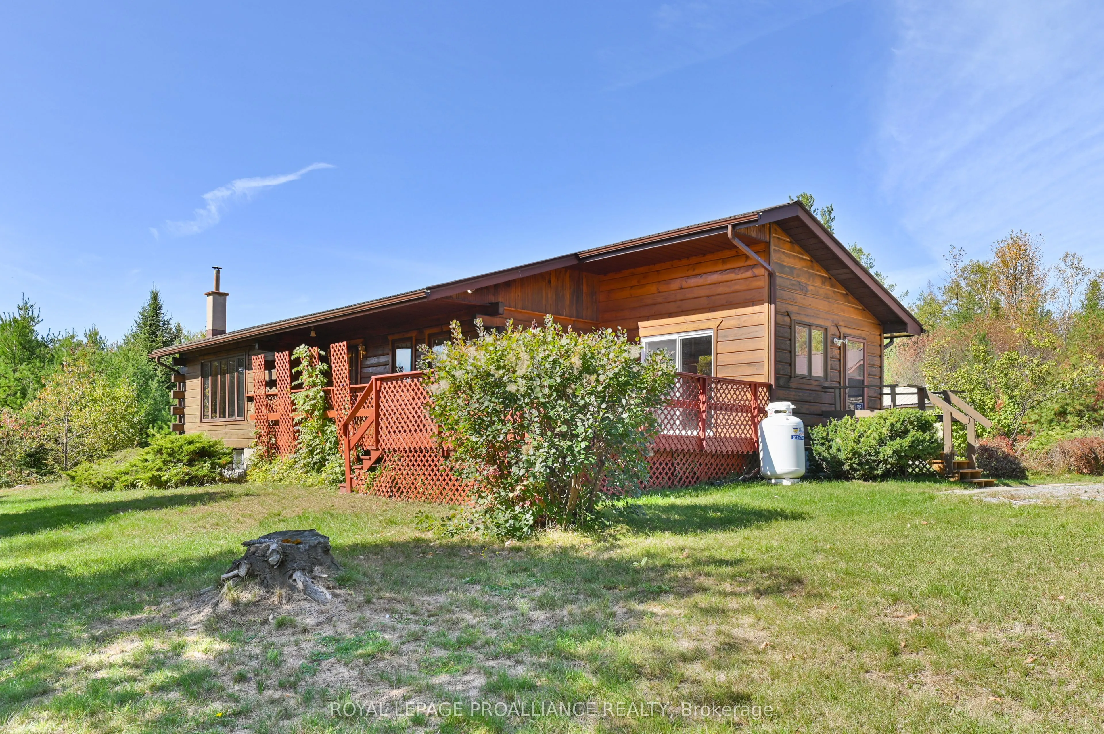 471 Elzevir Road