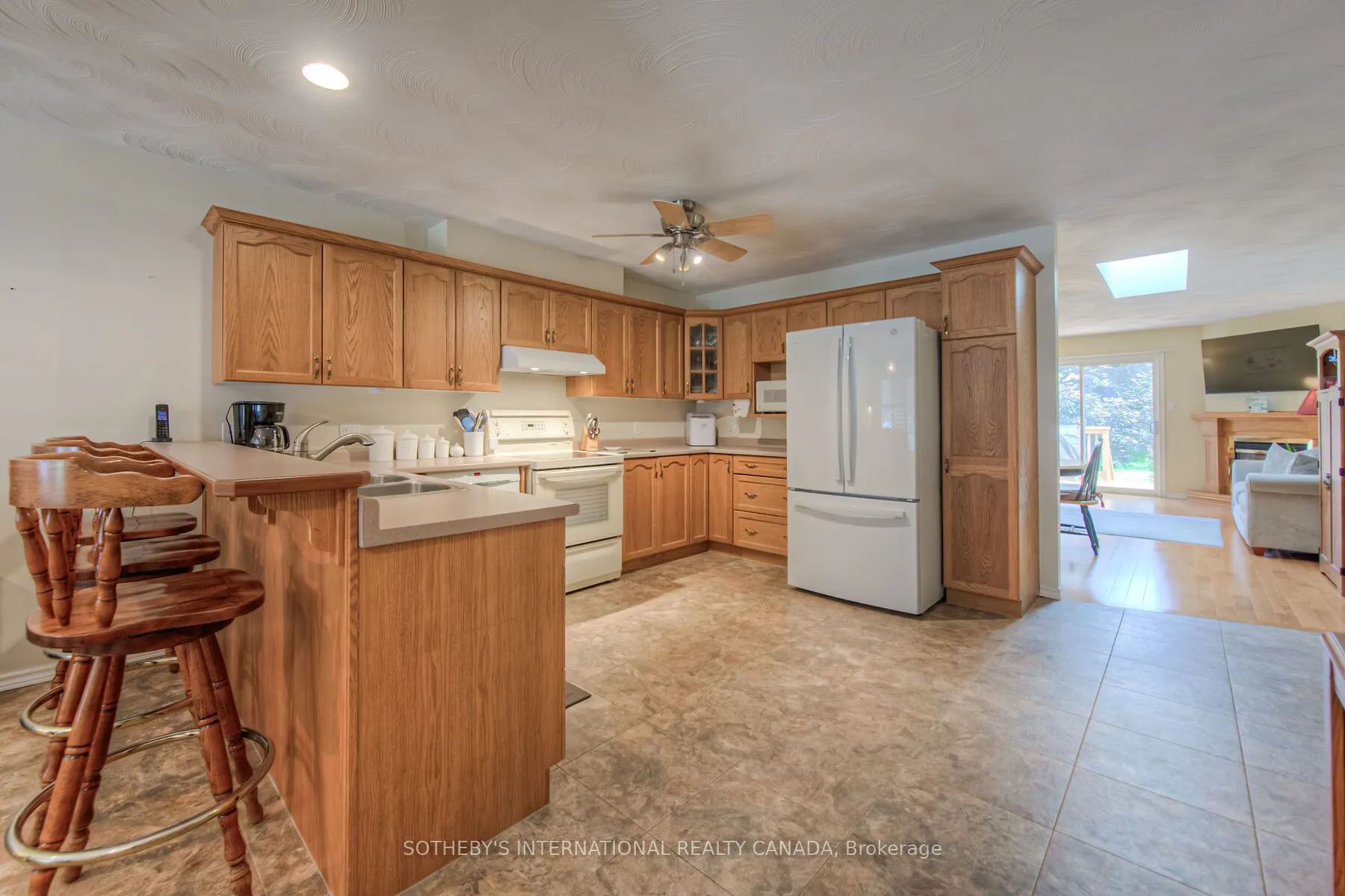 150 Oak Street, #8