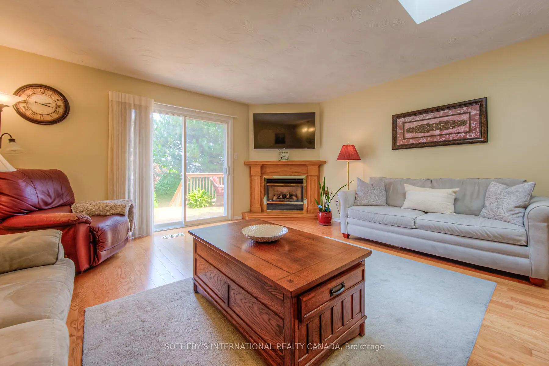 150 Oak Street, #8
