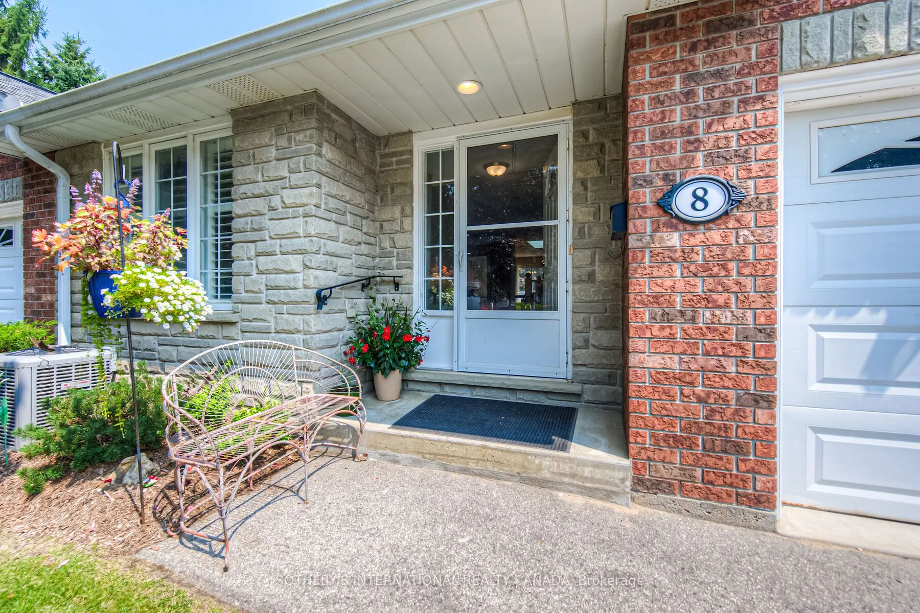 150 Oak Street, #8