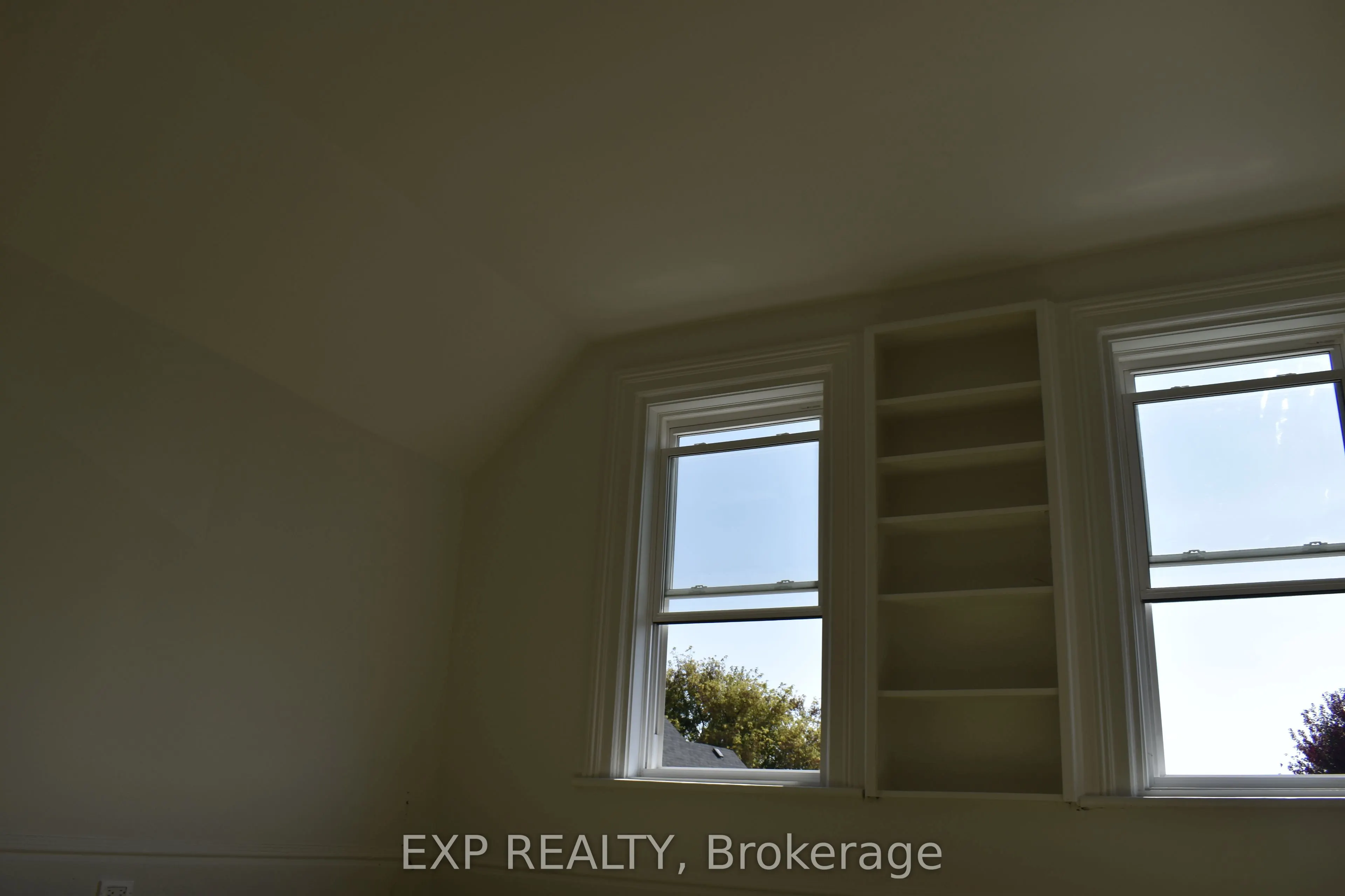 14 Halliday Street, #B ( second floor)