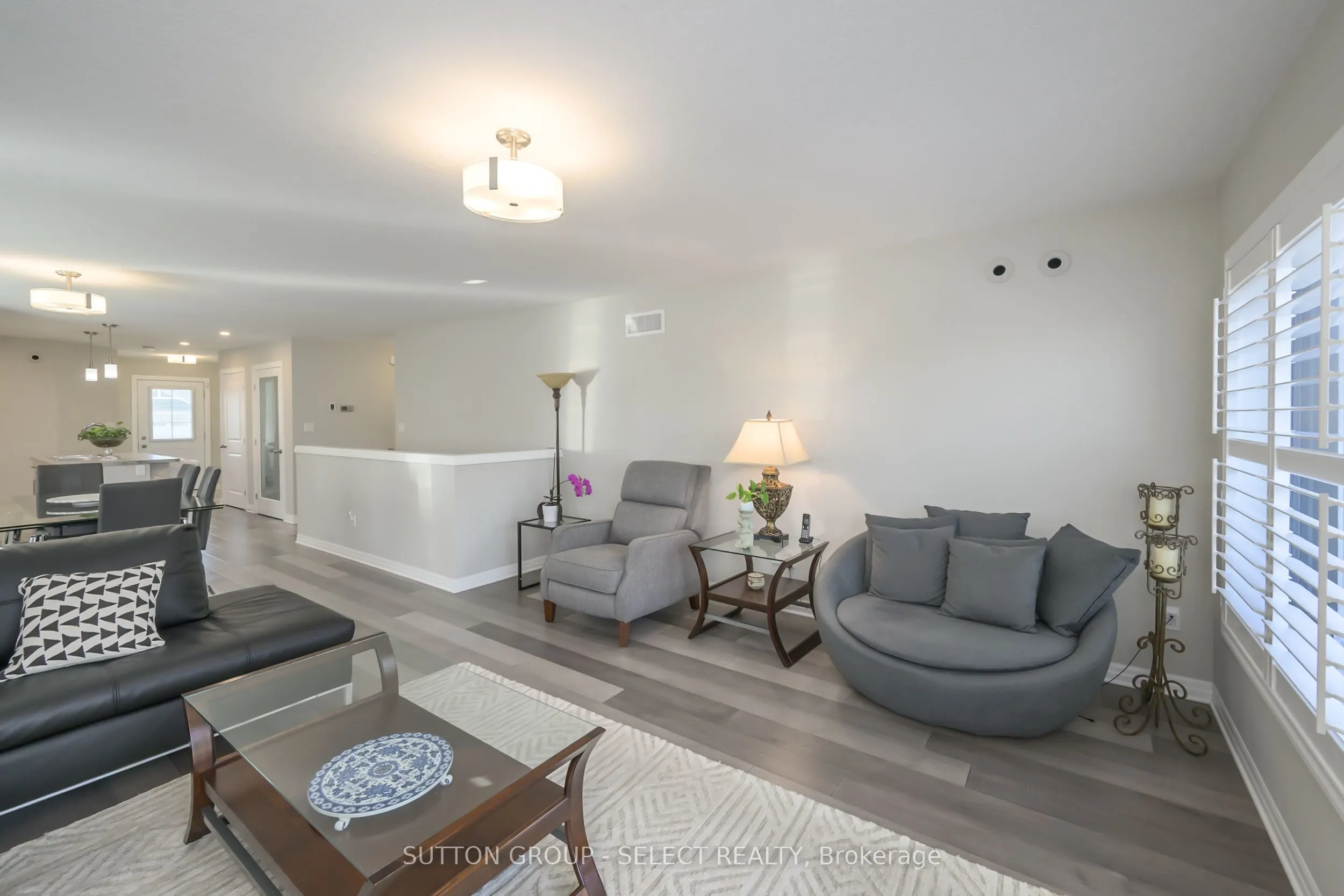 3 Harlequin Court