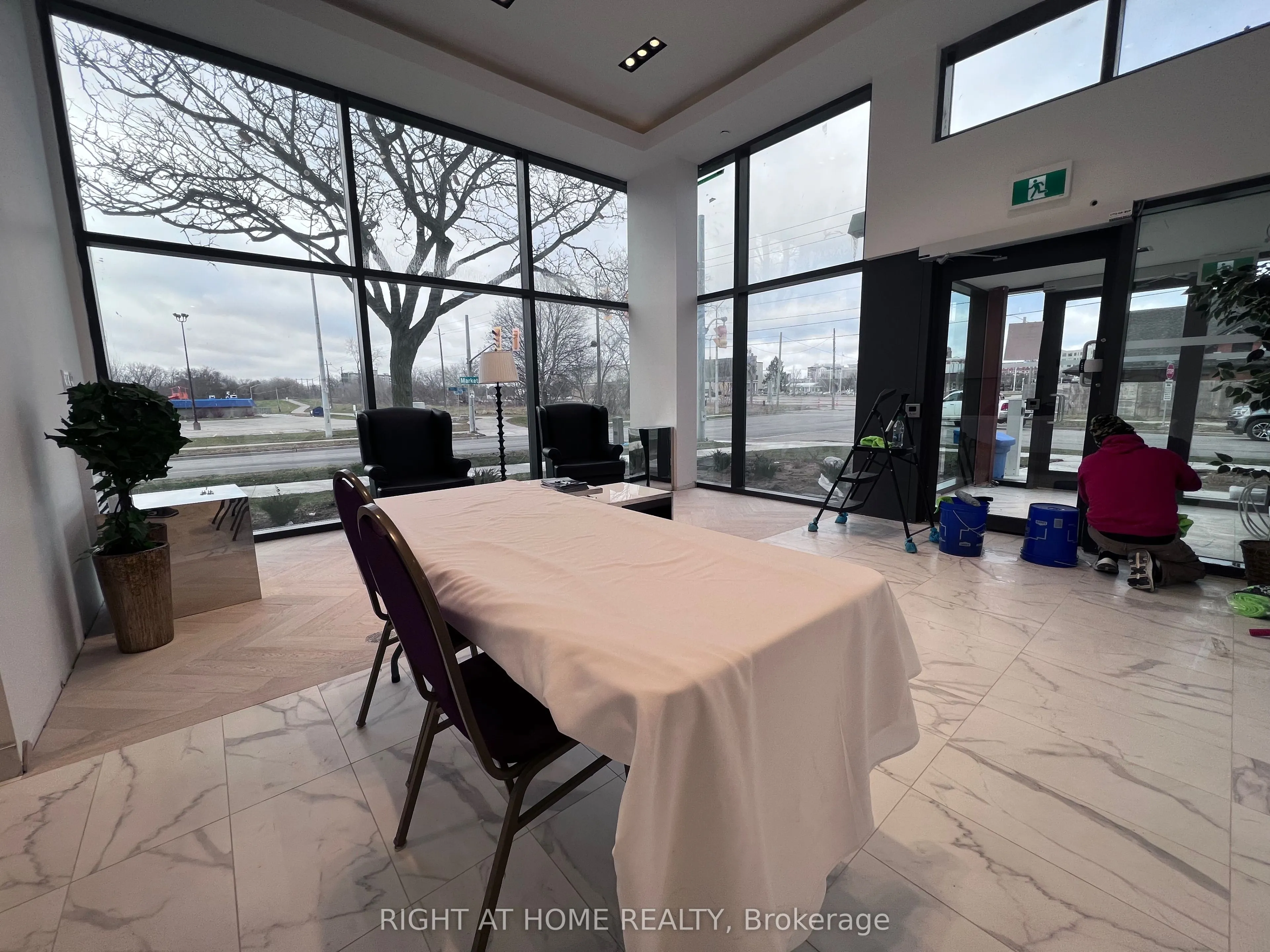 7 Erie Avenue, #711