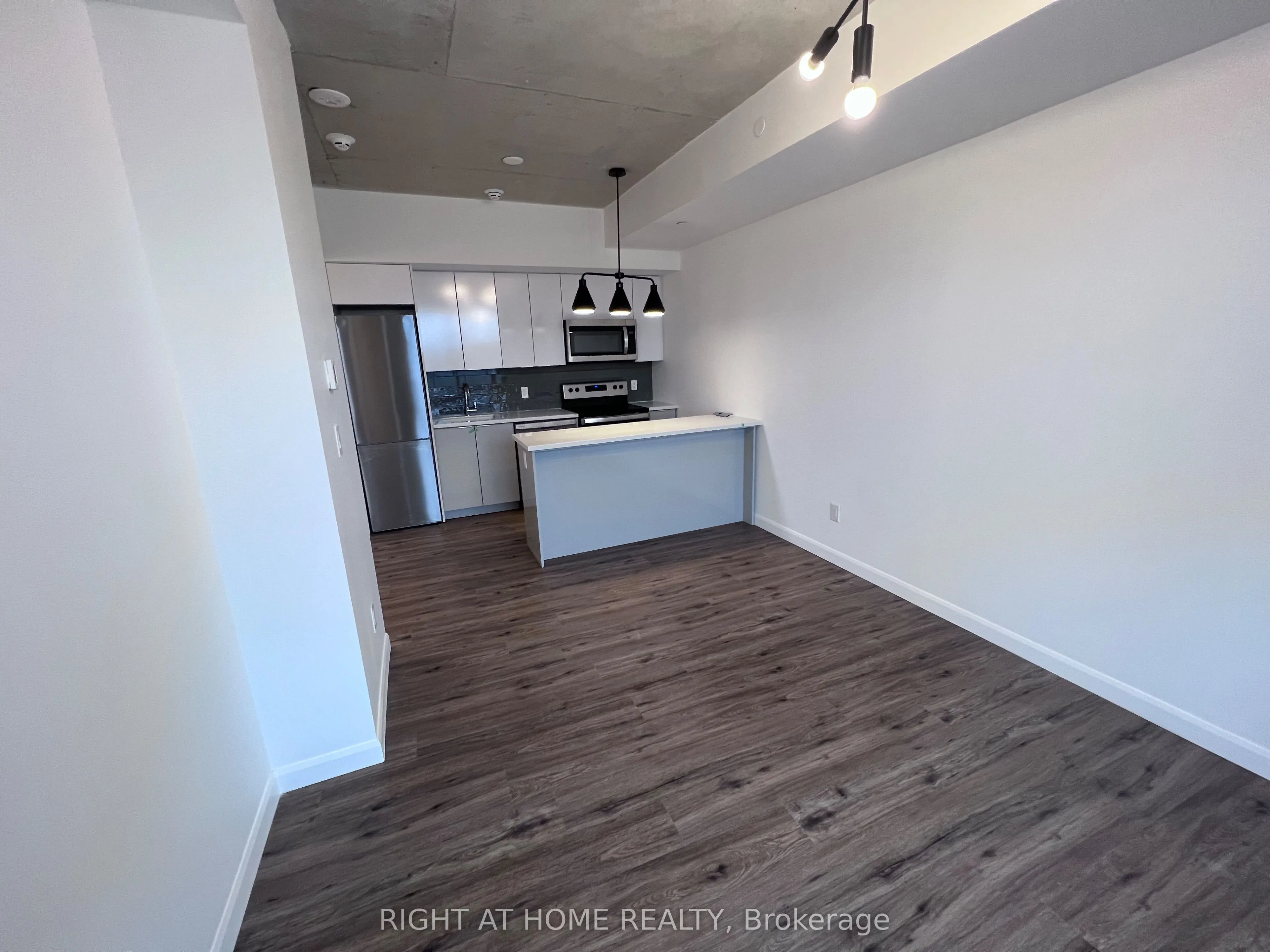 7 Erie Avenue, #711