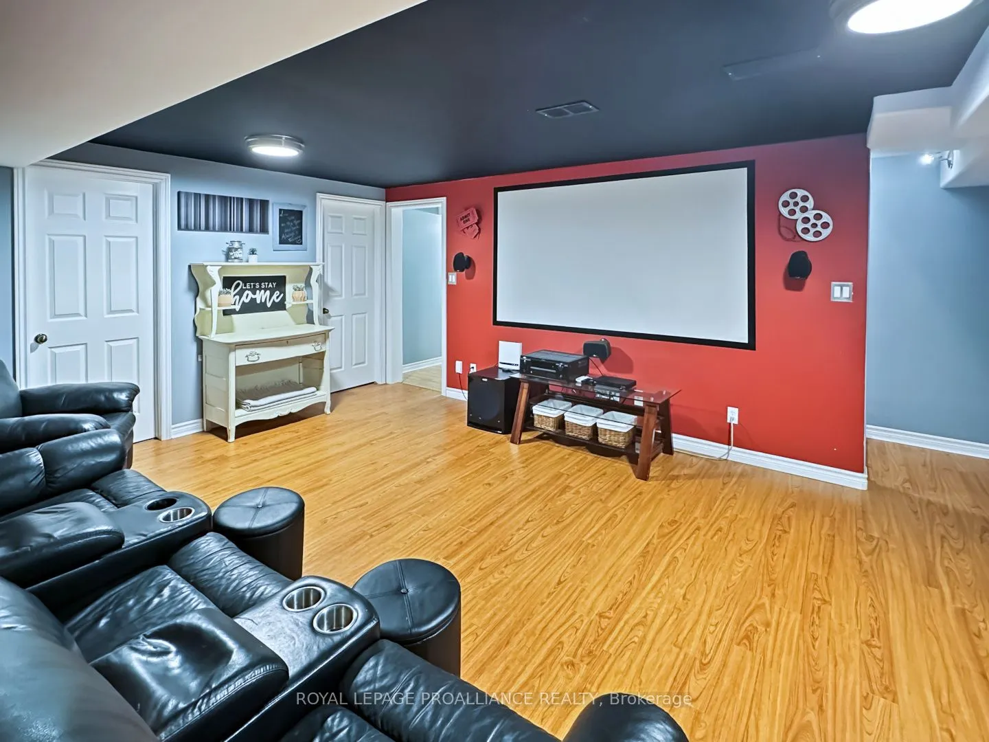 17 Lucas Court
