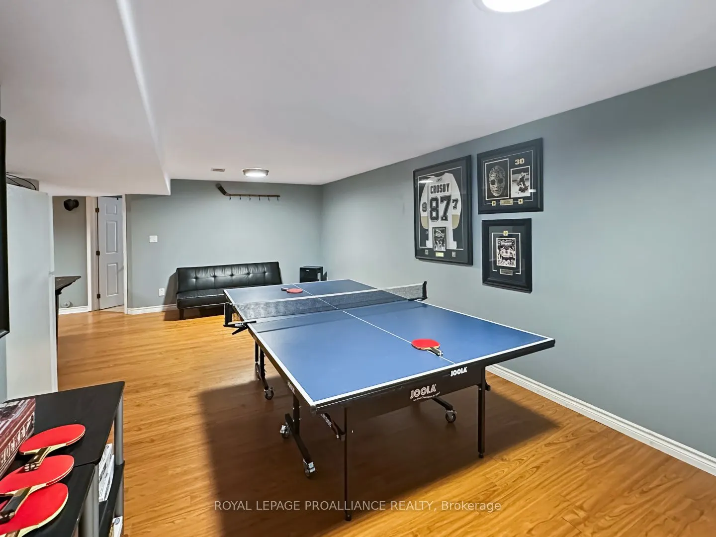 17 Lucas Court
