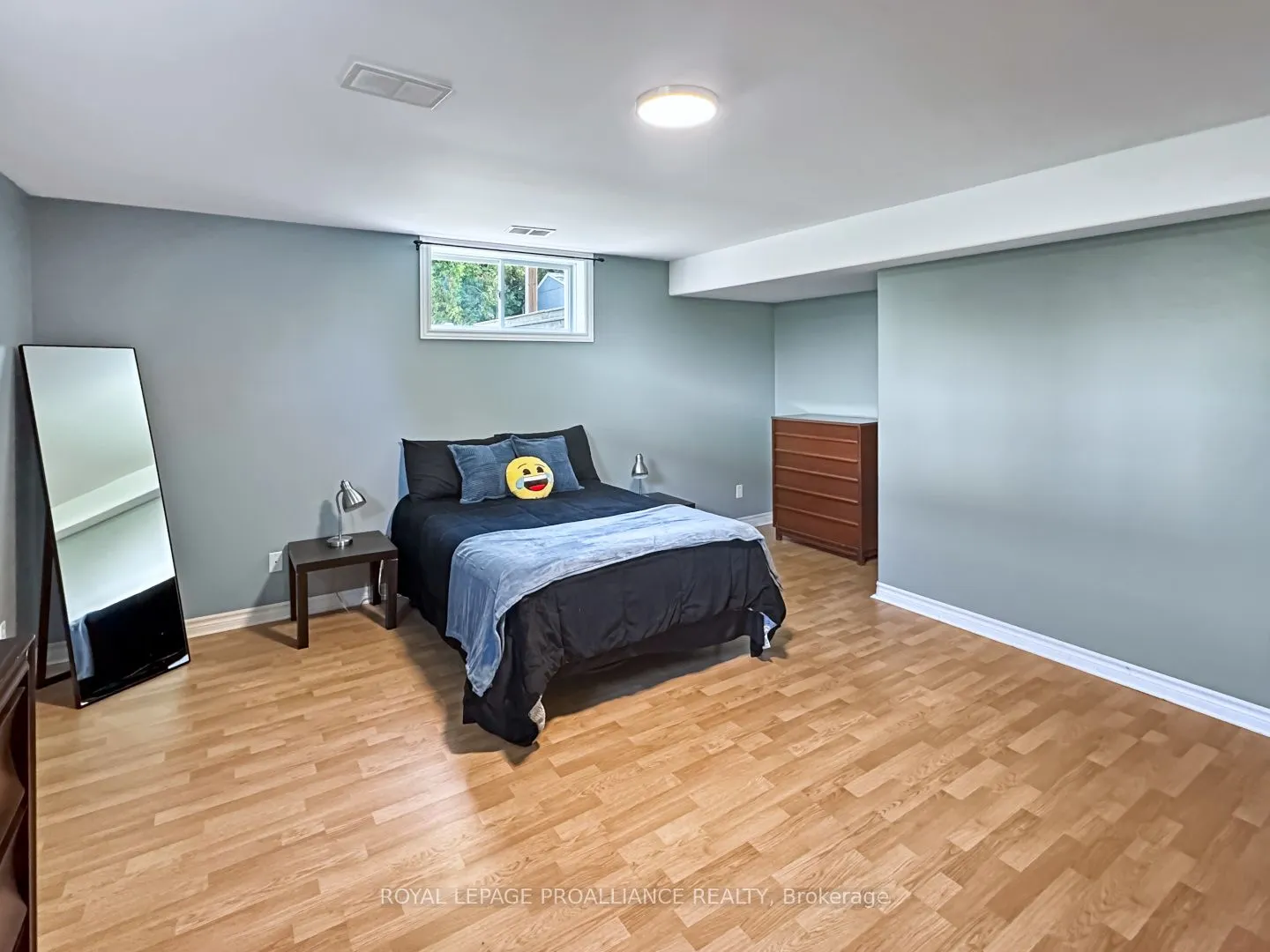 17 Lucas Court