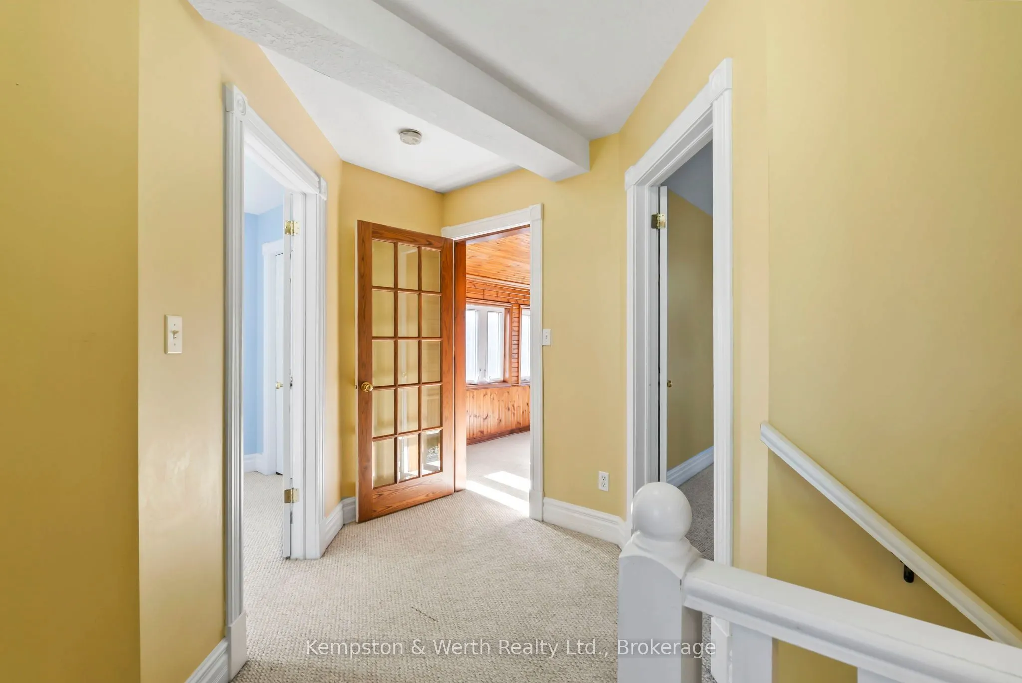 439 Main Street W