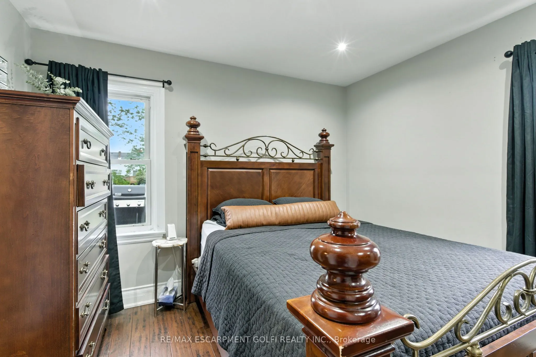 417 East 37th Street