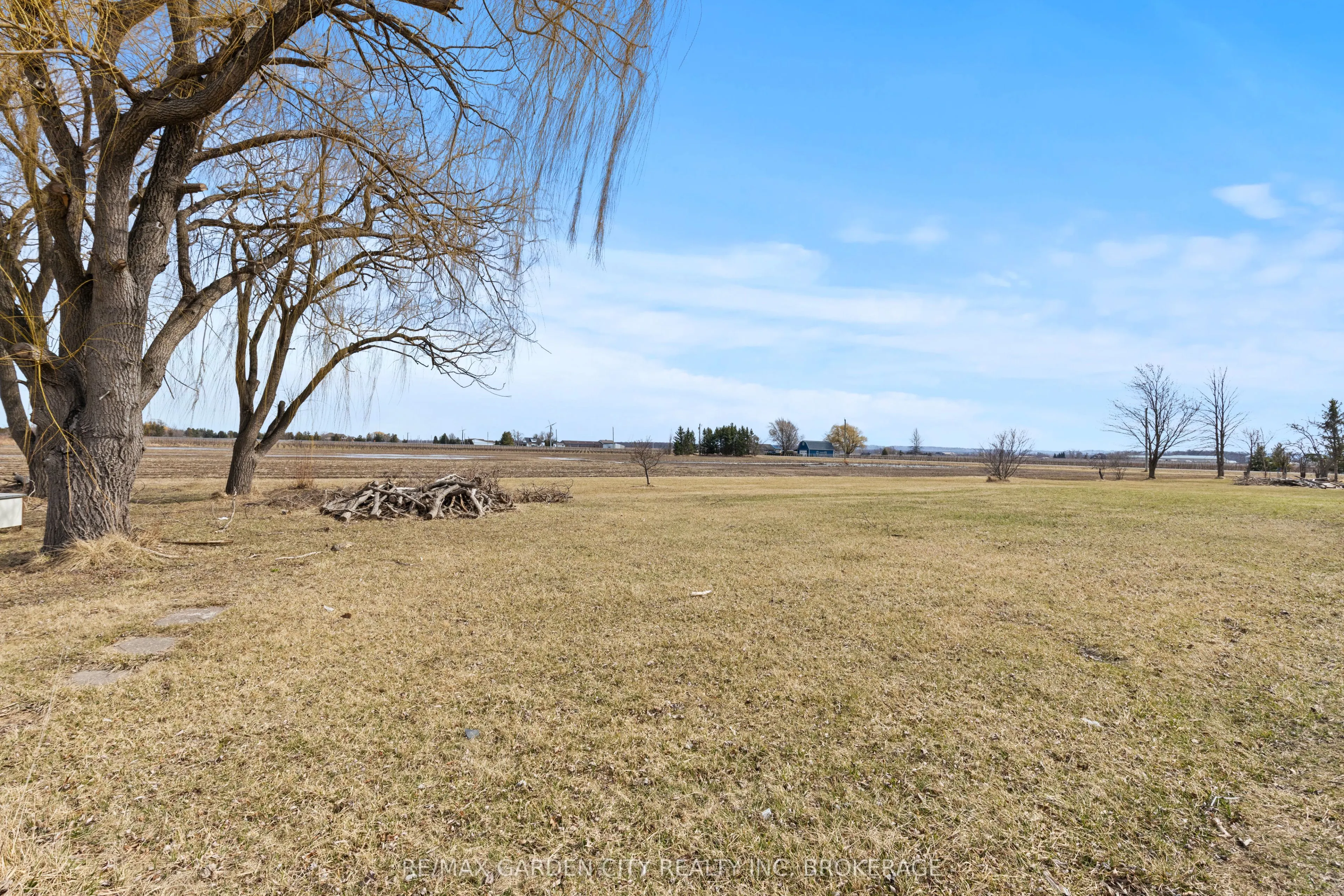 997 Niagara Stone Road