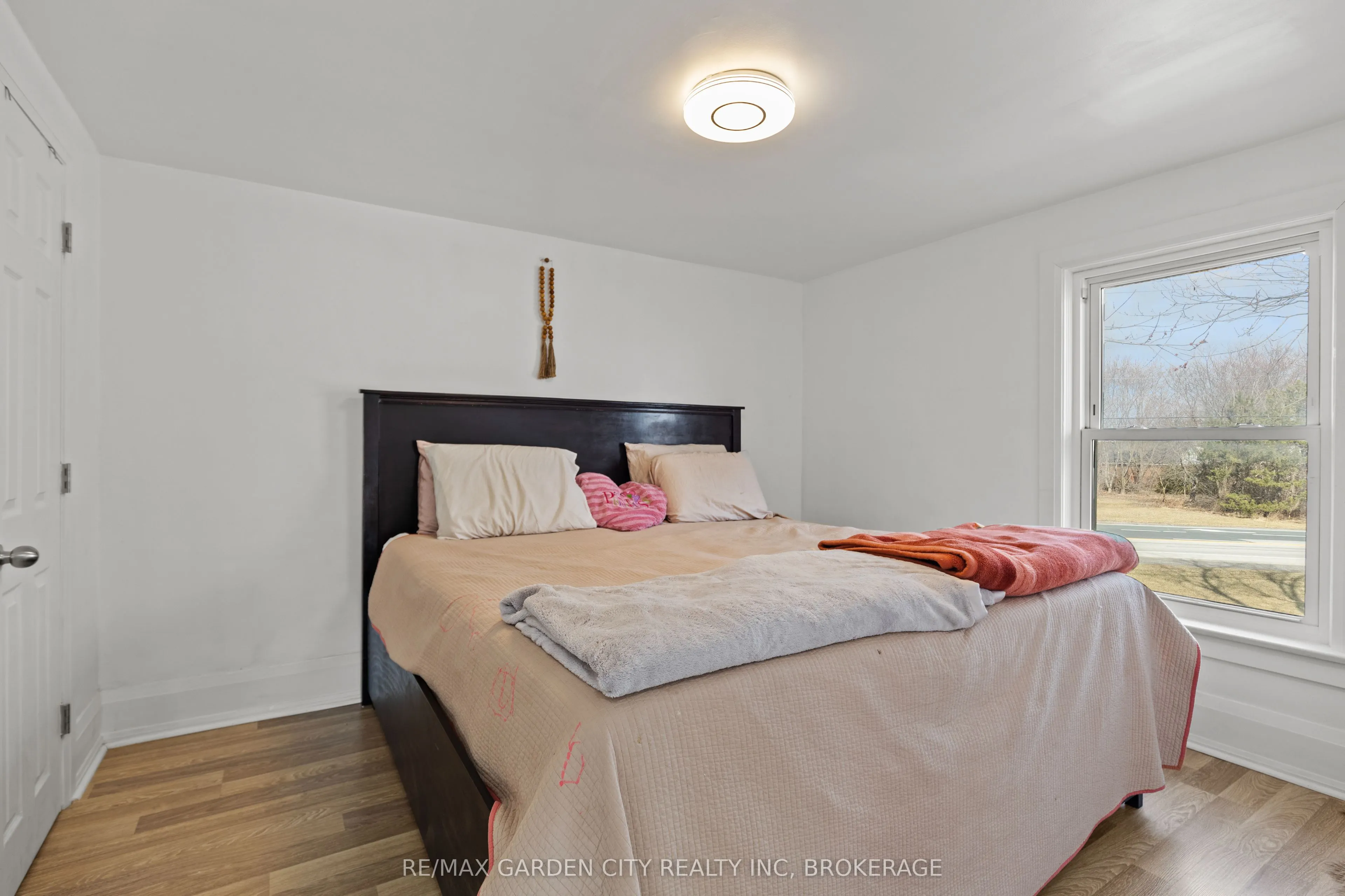 997 Niagara Stone Road