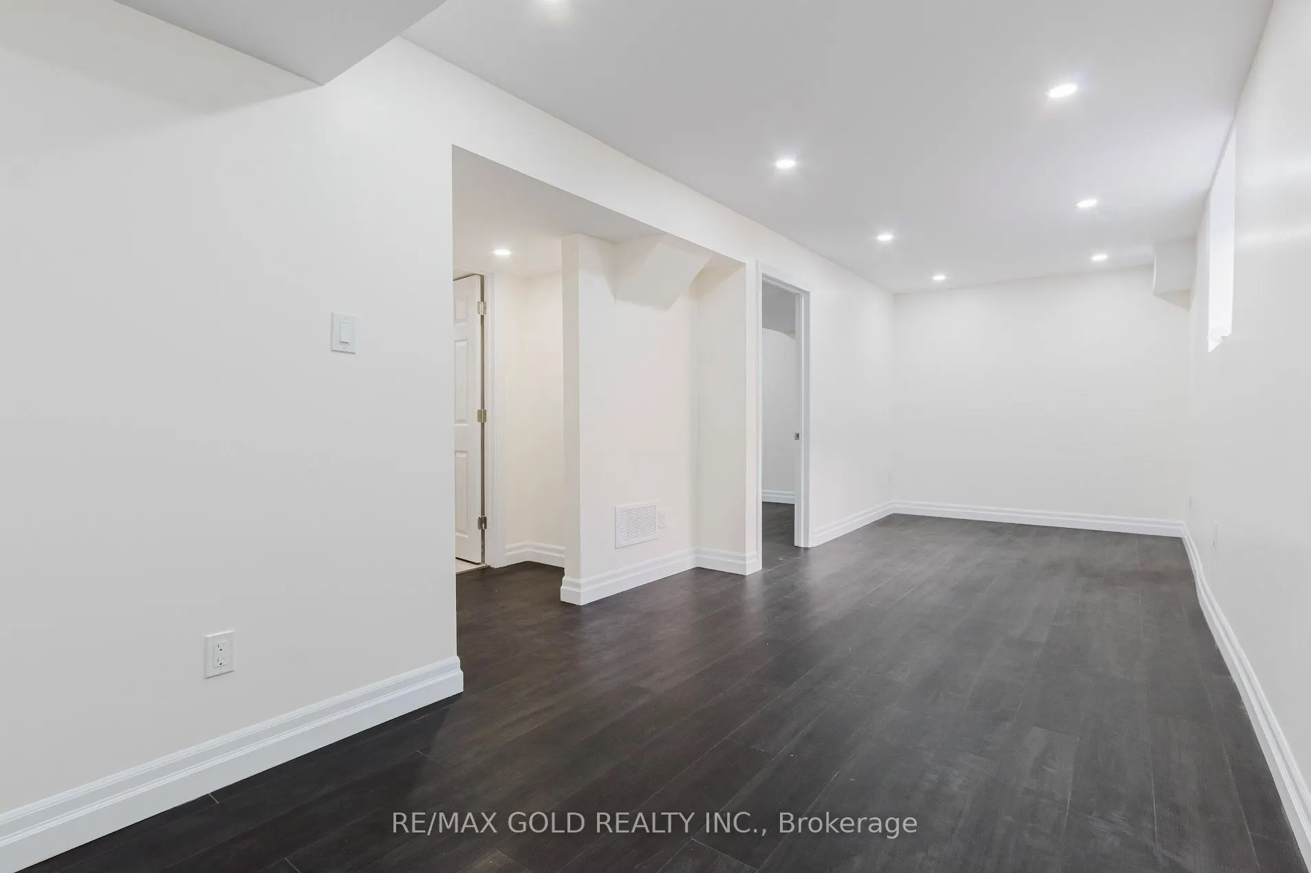 349 Bamberg Crescent